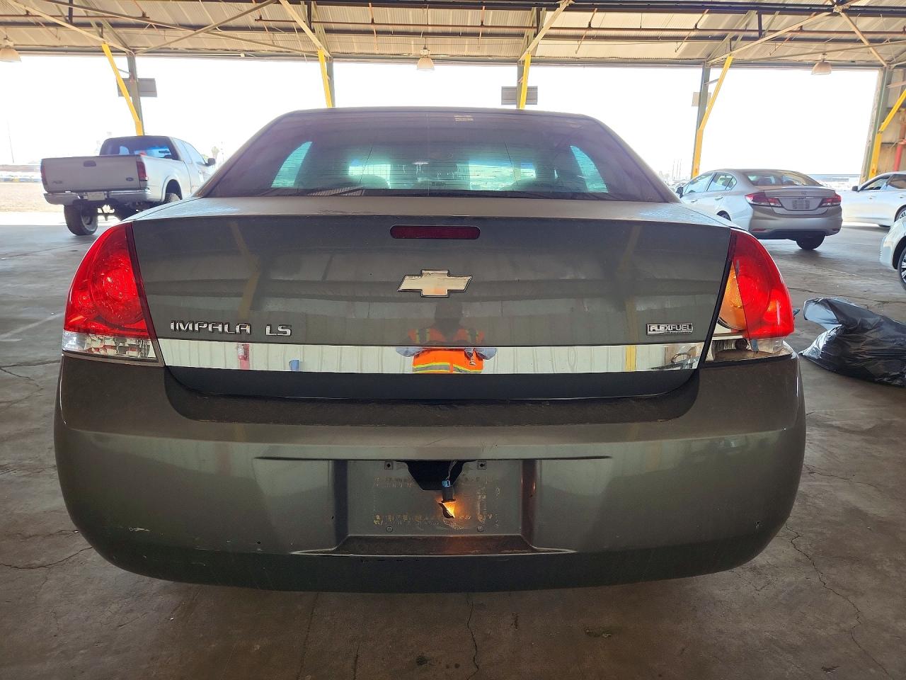 2008 Chevrolet Impala Ls Gray vin: 2G1WB58K681219044