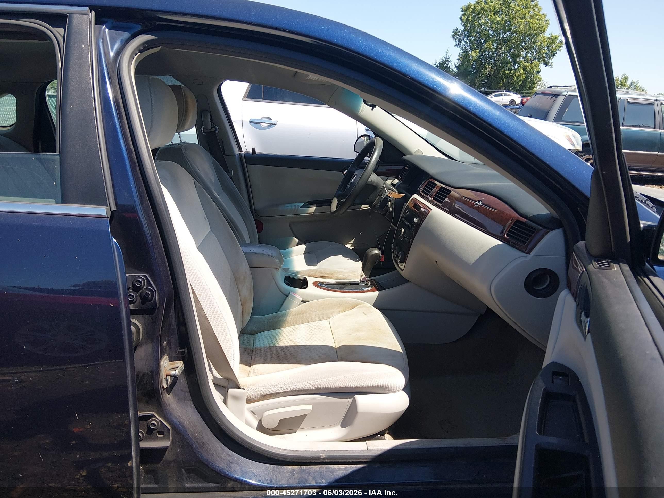 2008 Chevrolet Impala Ls Blue vin: 2G1WB58K681295265