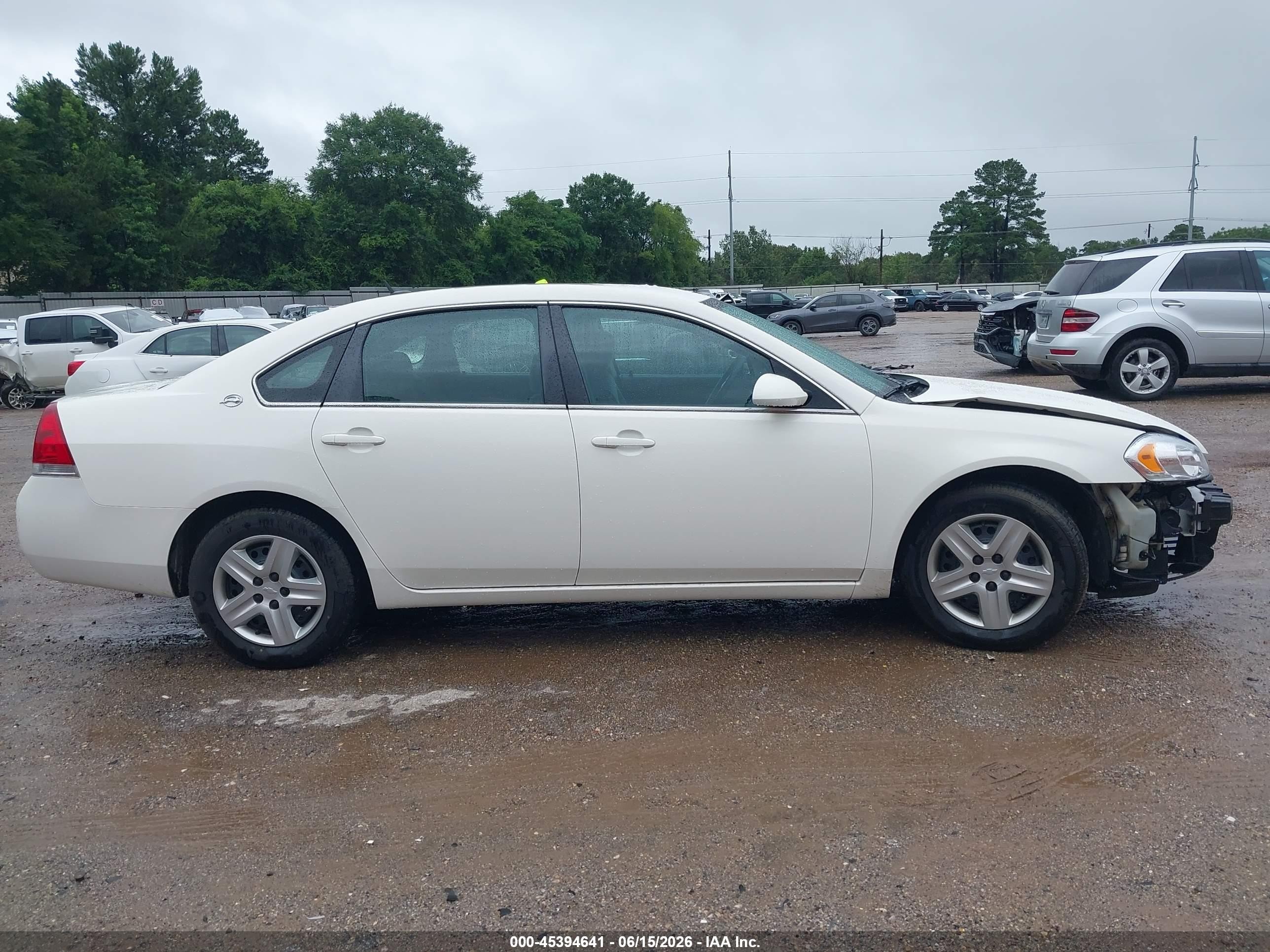 2008 Chevrolet Impala Ls White vin: 2G1WB58K689206912