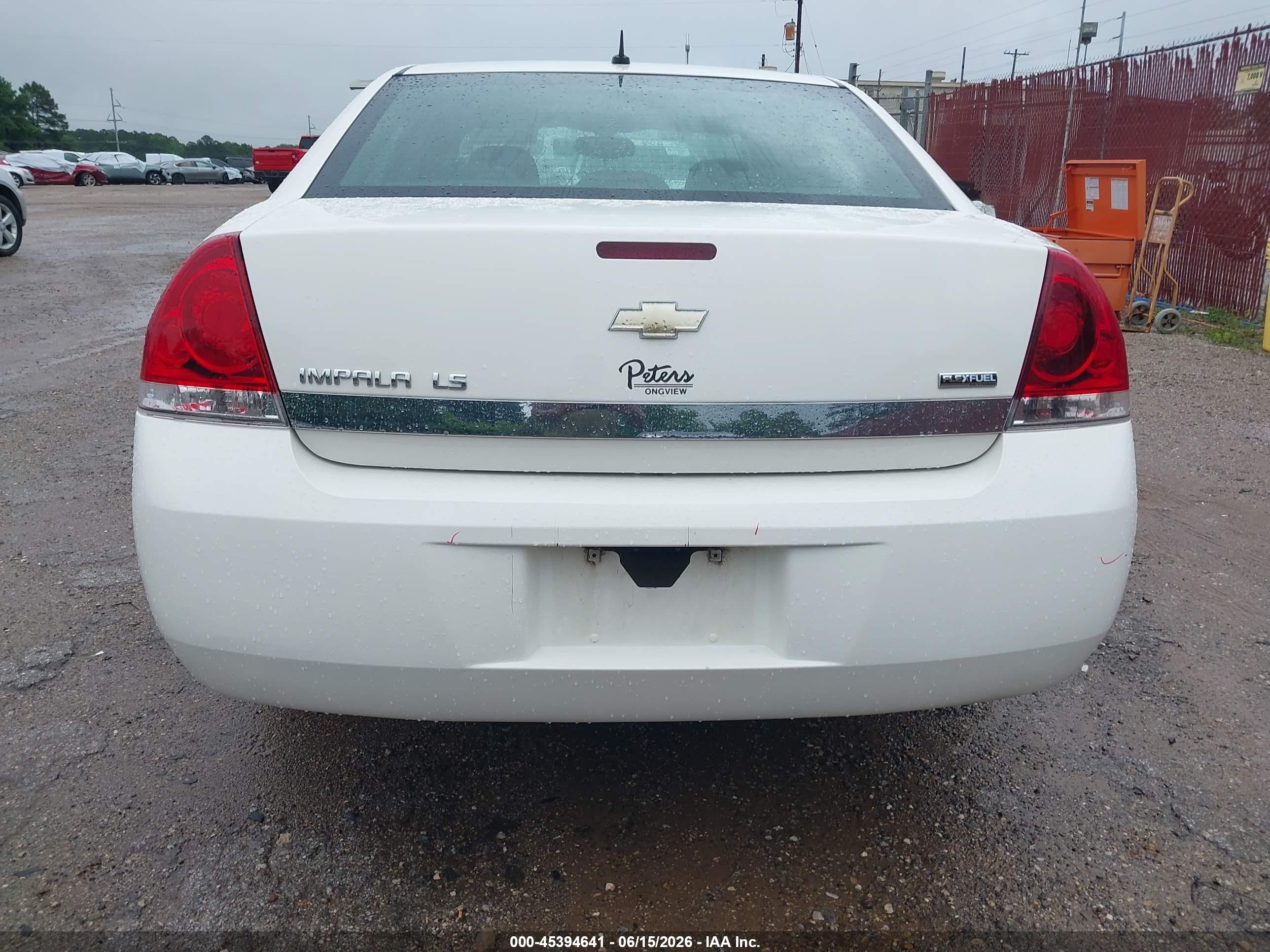 2008 Chevrolet Impala Ls White vin: 2G1WB58K689206912