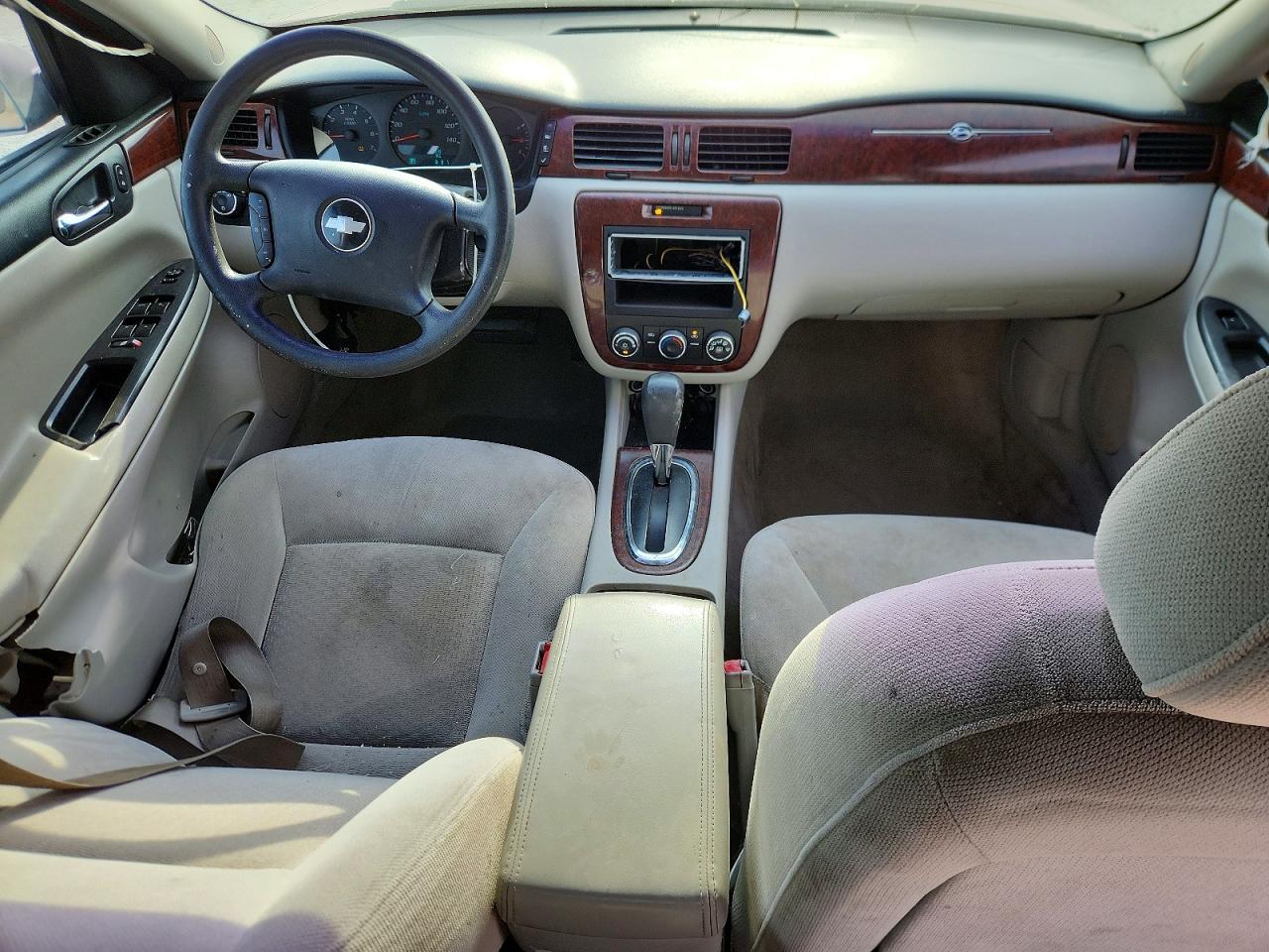 2008 Chevrolet Impala Ls Red vin: 2G1WB58K881312504