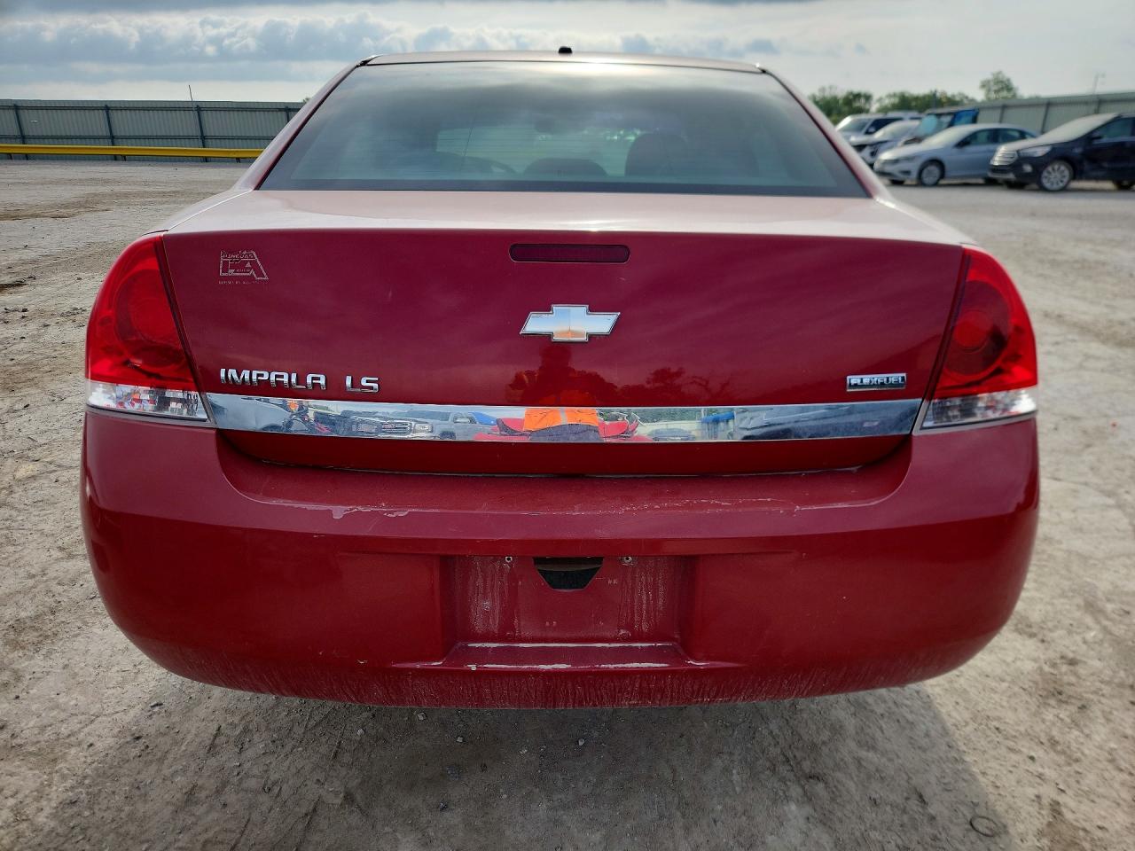 2008 Chevrolet Impala Ls Red vin: 2G1WB58K881312504