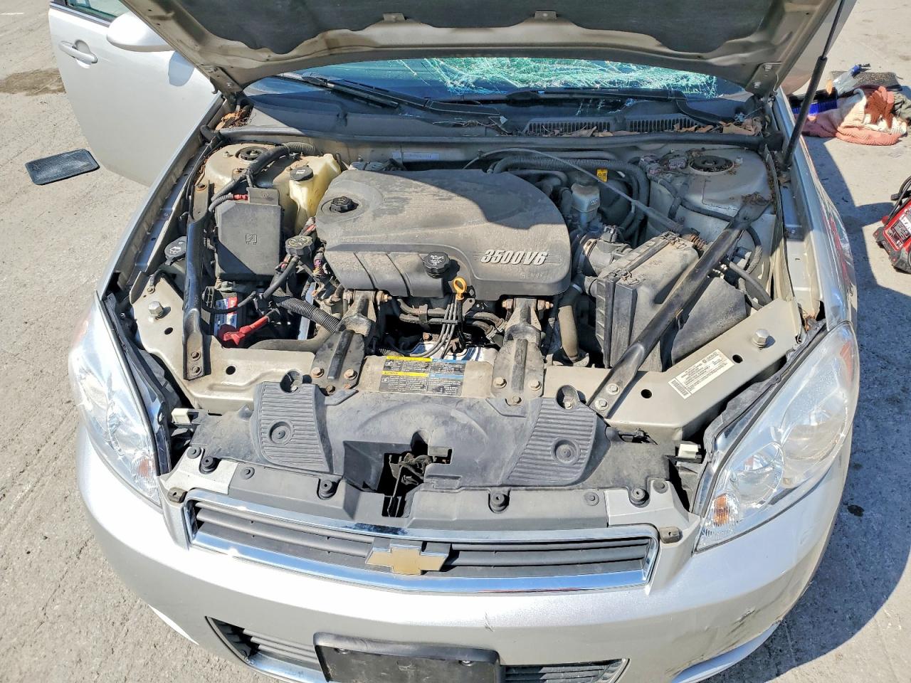 2008 Chevrolet Impala Ls Silver vin: 2G1WB58N081246251
