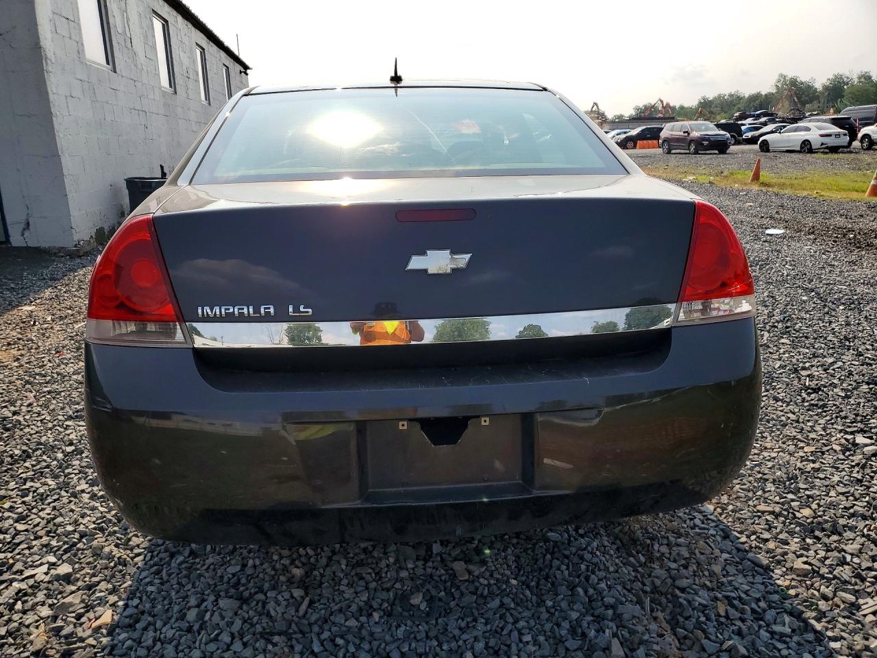 2008 Chevrolet Impala Ls Gray vin: 2G1WB58N289180996