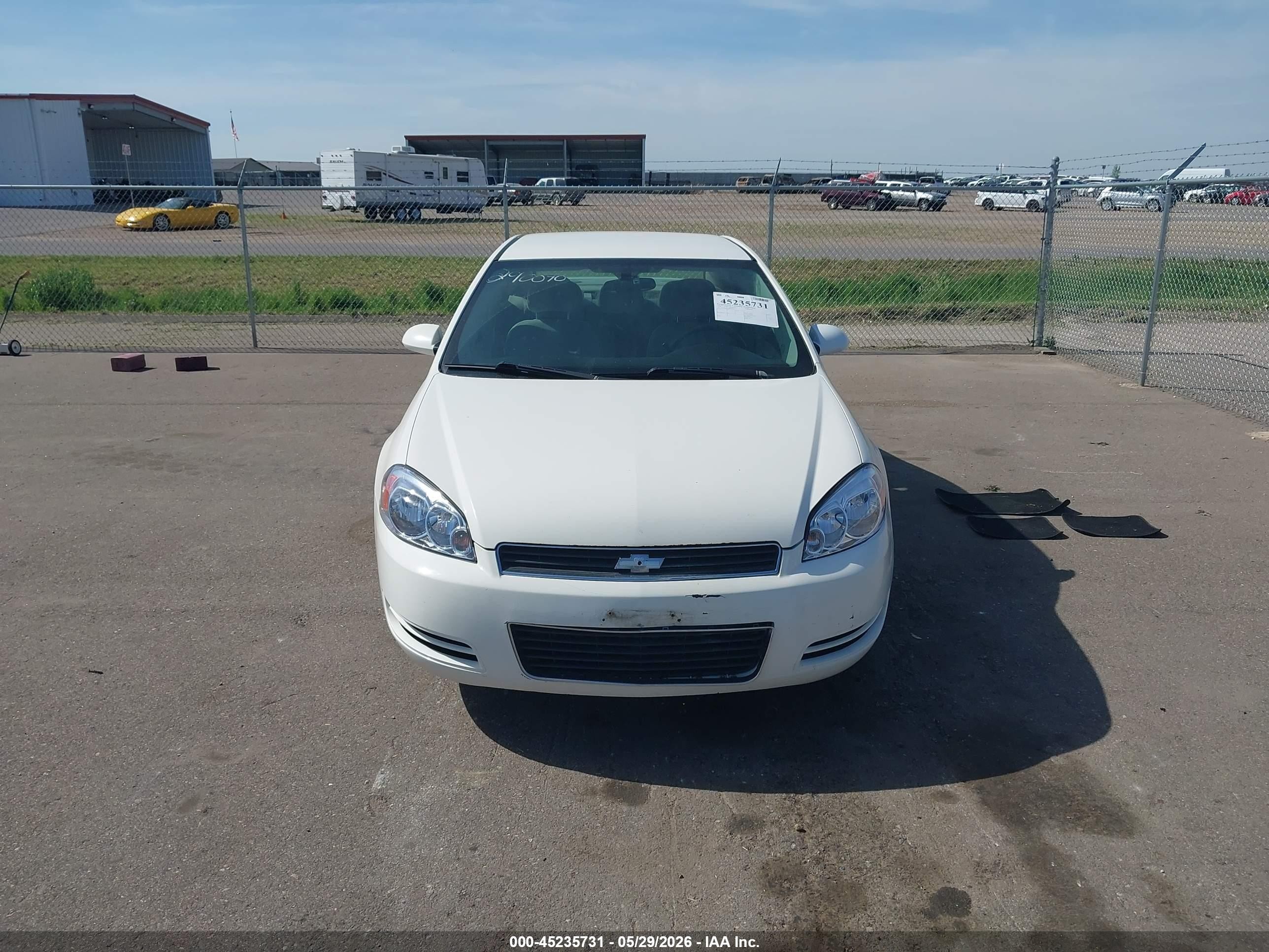 2008 Chevrolet Impala Ls White vin: 2G1WB58N389209227