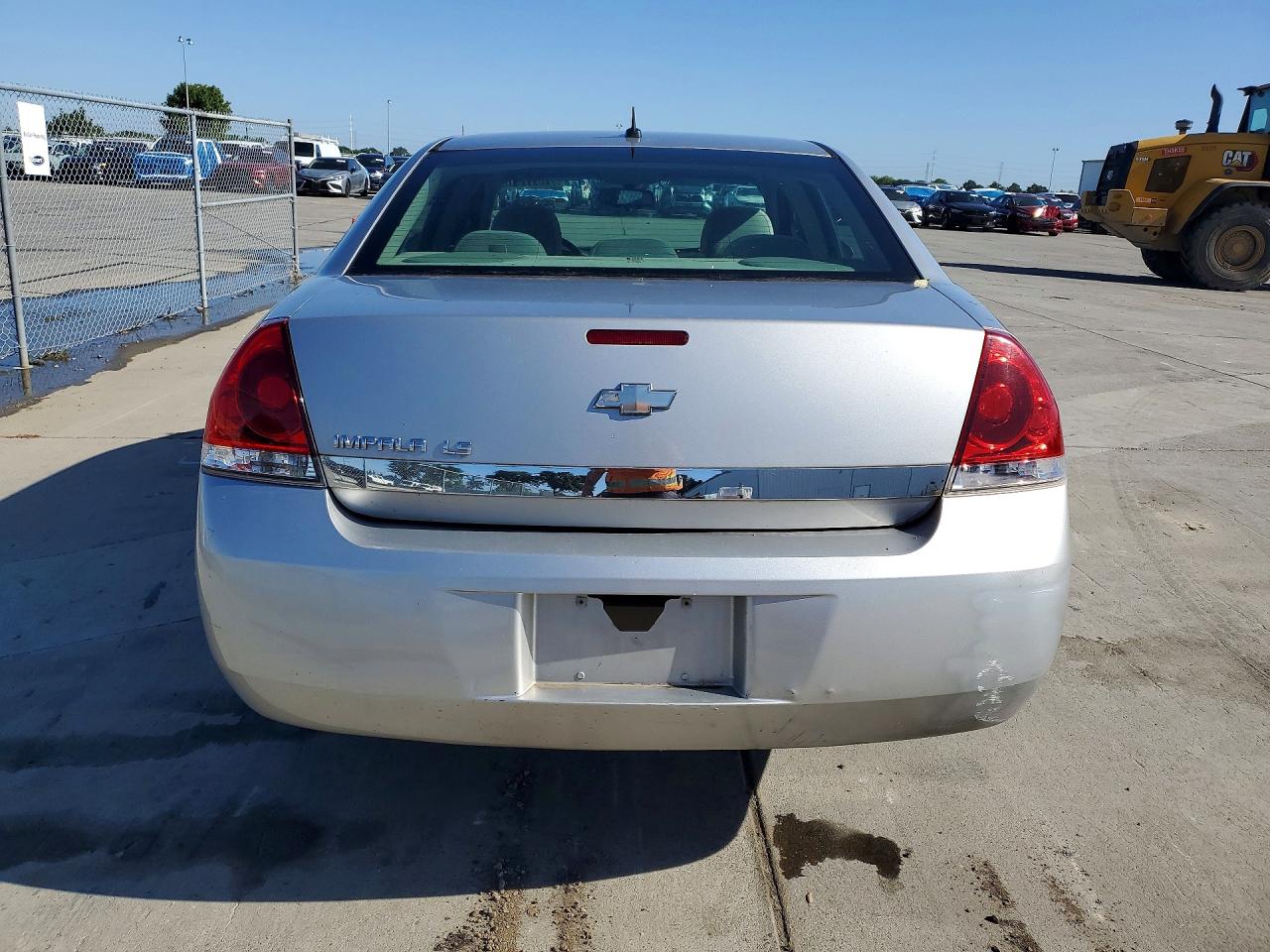 2008 Chevrolet Impala Ls Silver vin: 2G1WB58N881344296