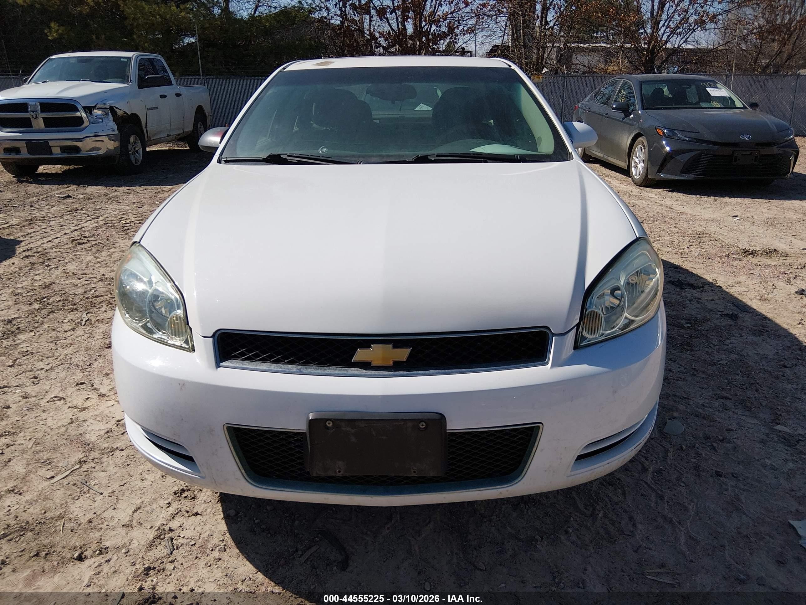 2014 Chevrolet Impala Limited Lt White vin: 2G1WB5E31E1124190
