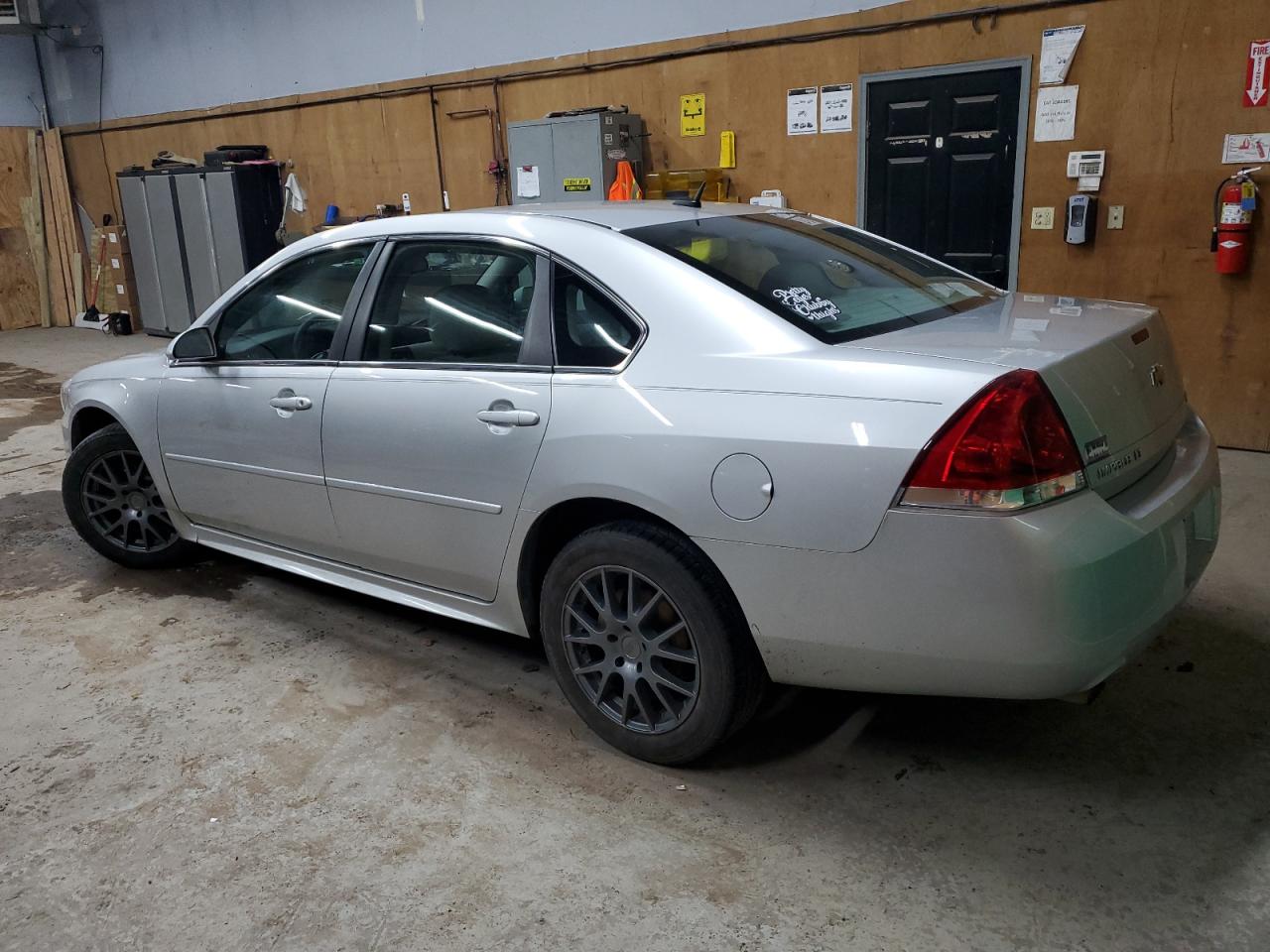 2015 Chevrolet Impala Limited Lt Серебряный vin: 2G1WB5E31F1118410