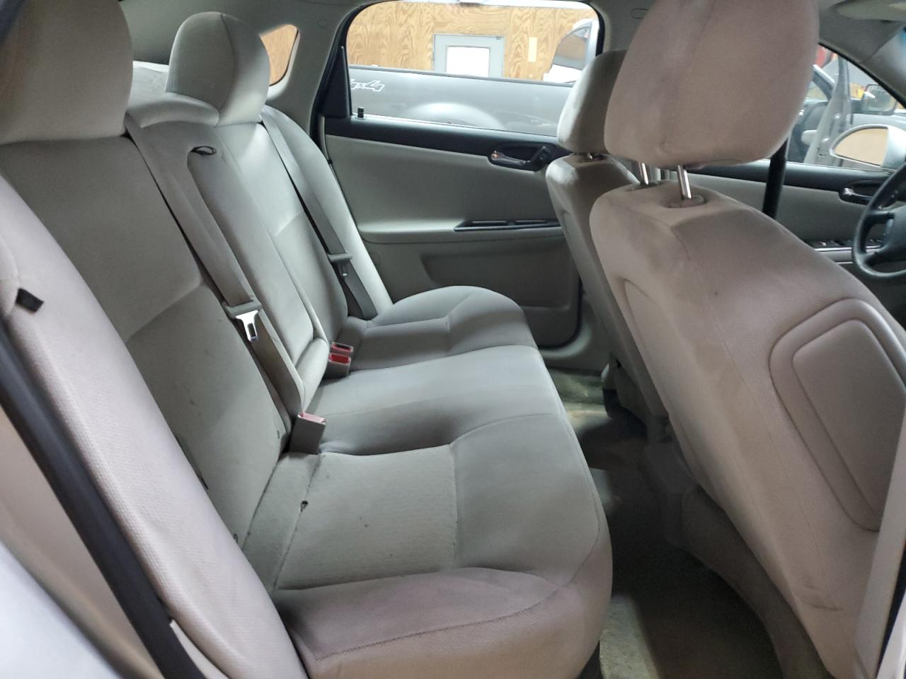 2015 Chevrolet Impala Limited Lt Серебряный vin: 2G1WB5E31F1118410