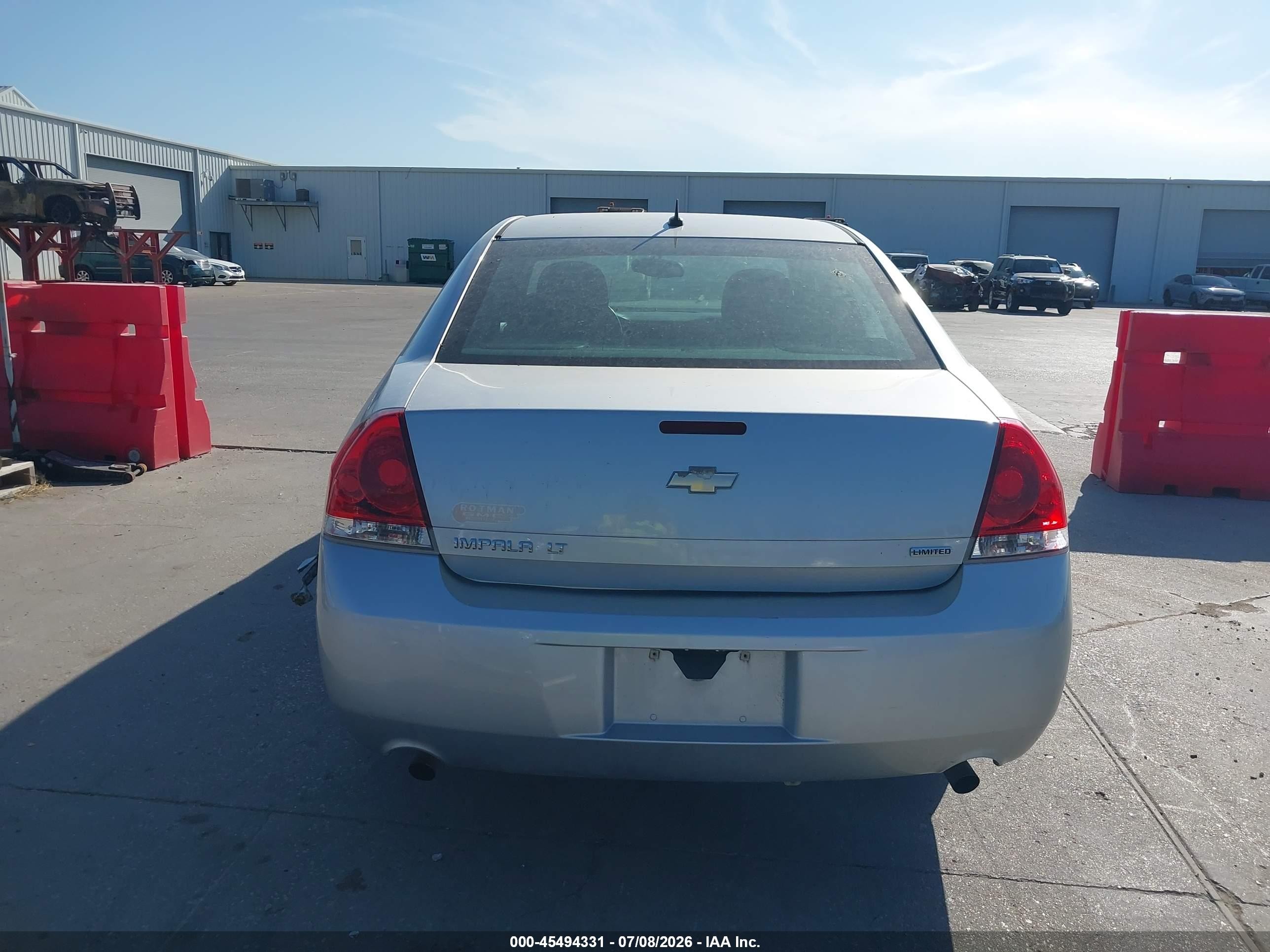 2014 Chevrolet Impala Limited Lt Серебряный vin: 2G1WB5E34E1119940