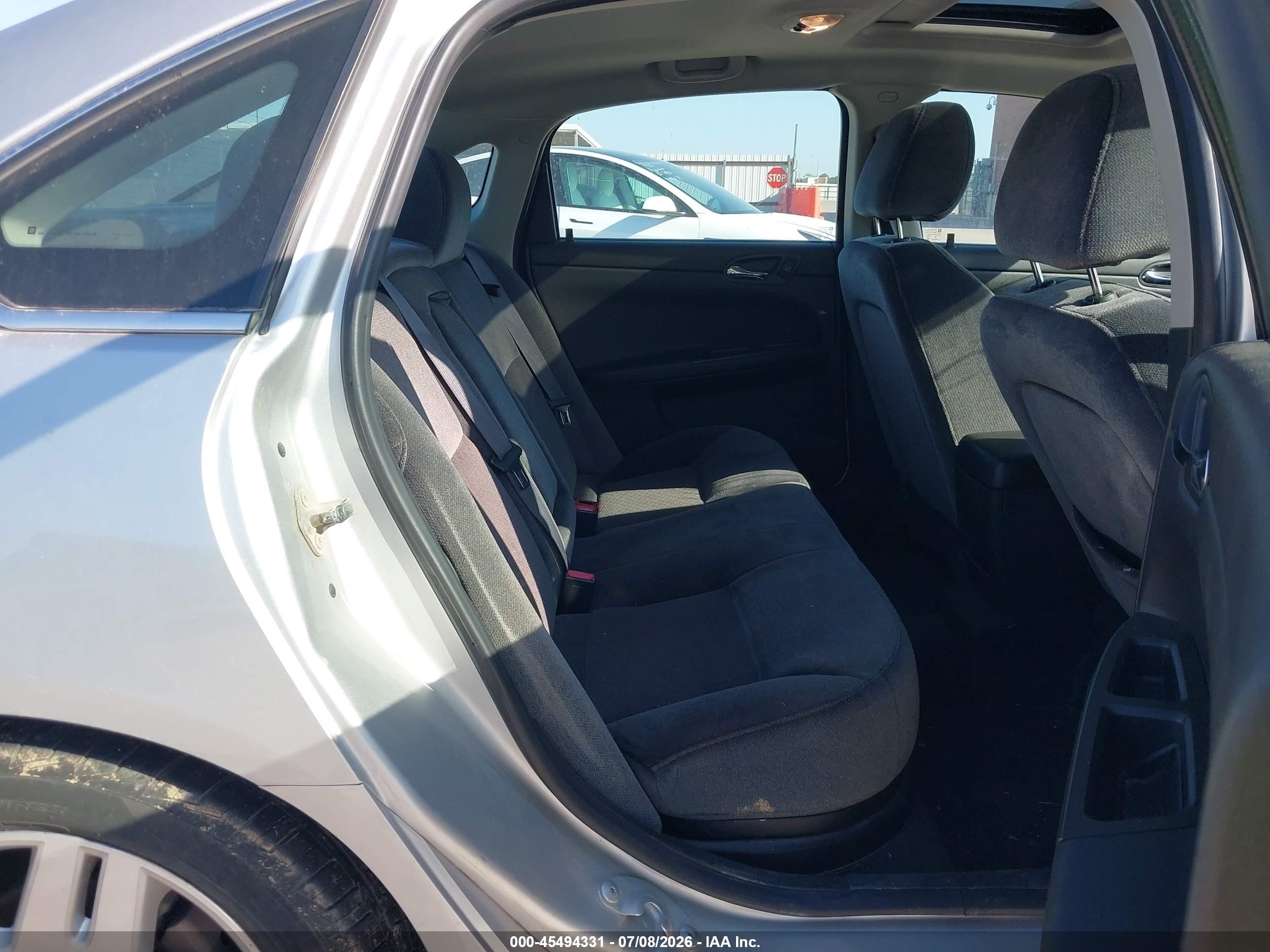 2014 Chevrolet Impala Limited Lt Серебряный vin: 2G1WB5E34E1119940