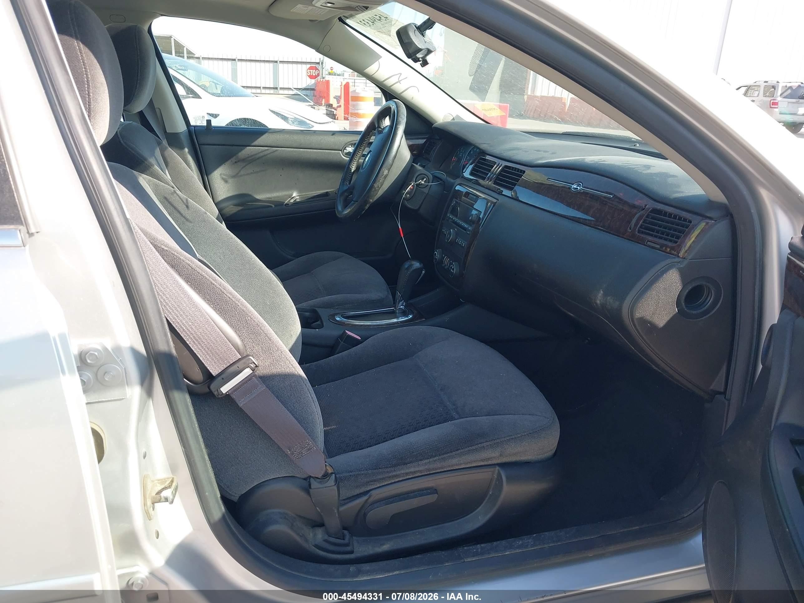 2014 Chevrolet Impala Limited Lt Серебряный vin: 2G1WB5E34E1119940