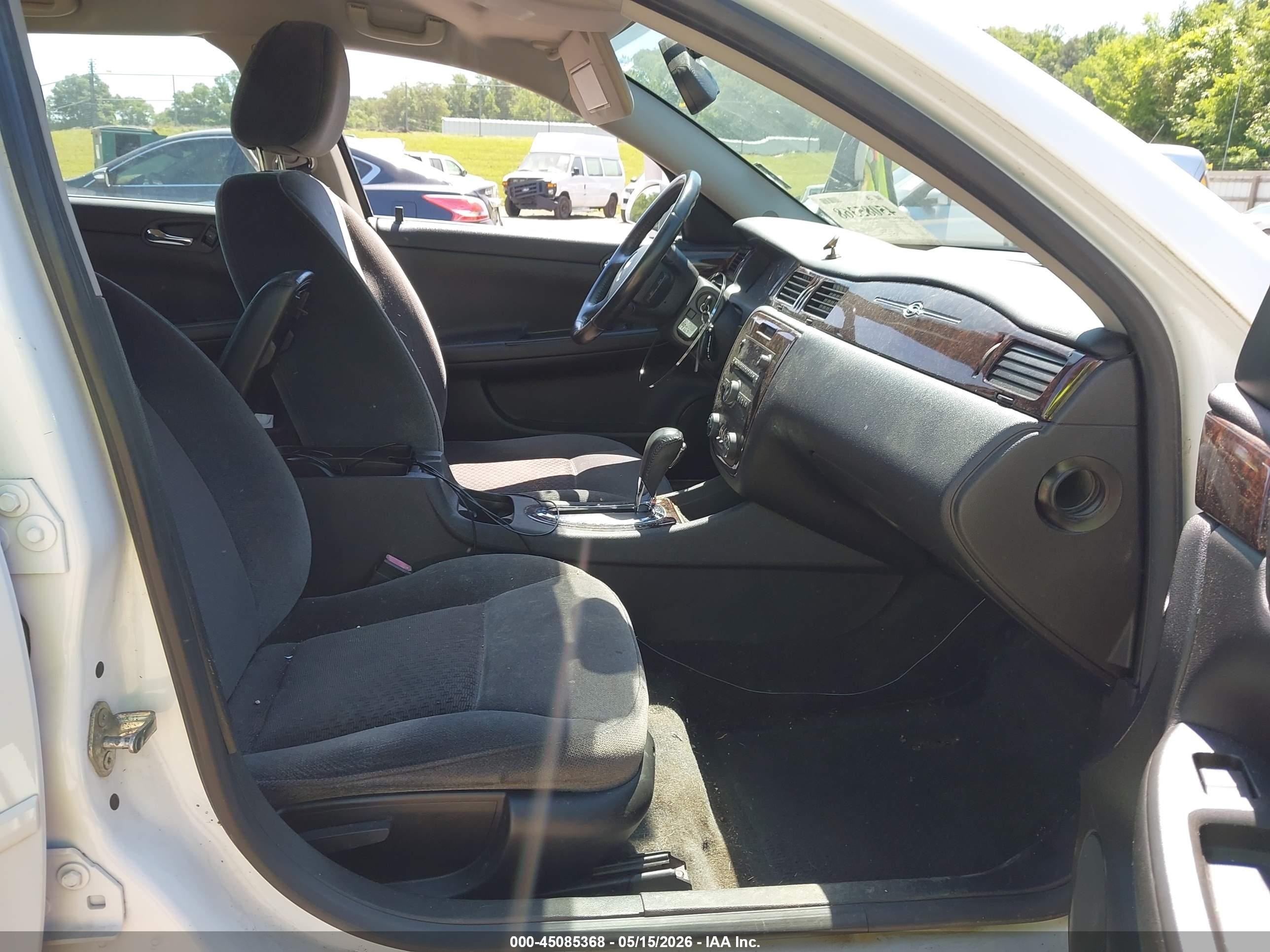 2012 Chevrolet Impala Lt White vin: 2G1WB5E35C1115974