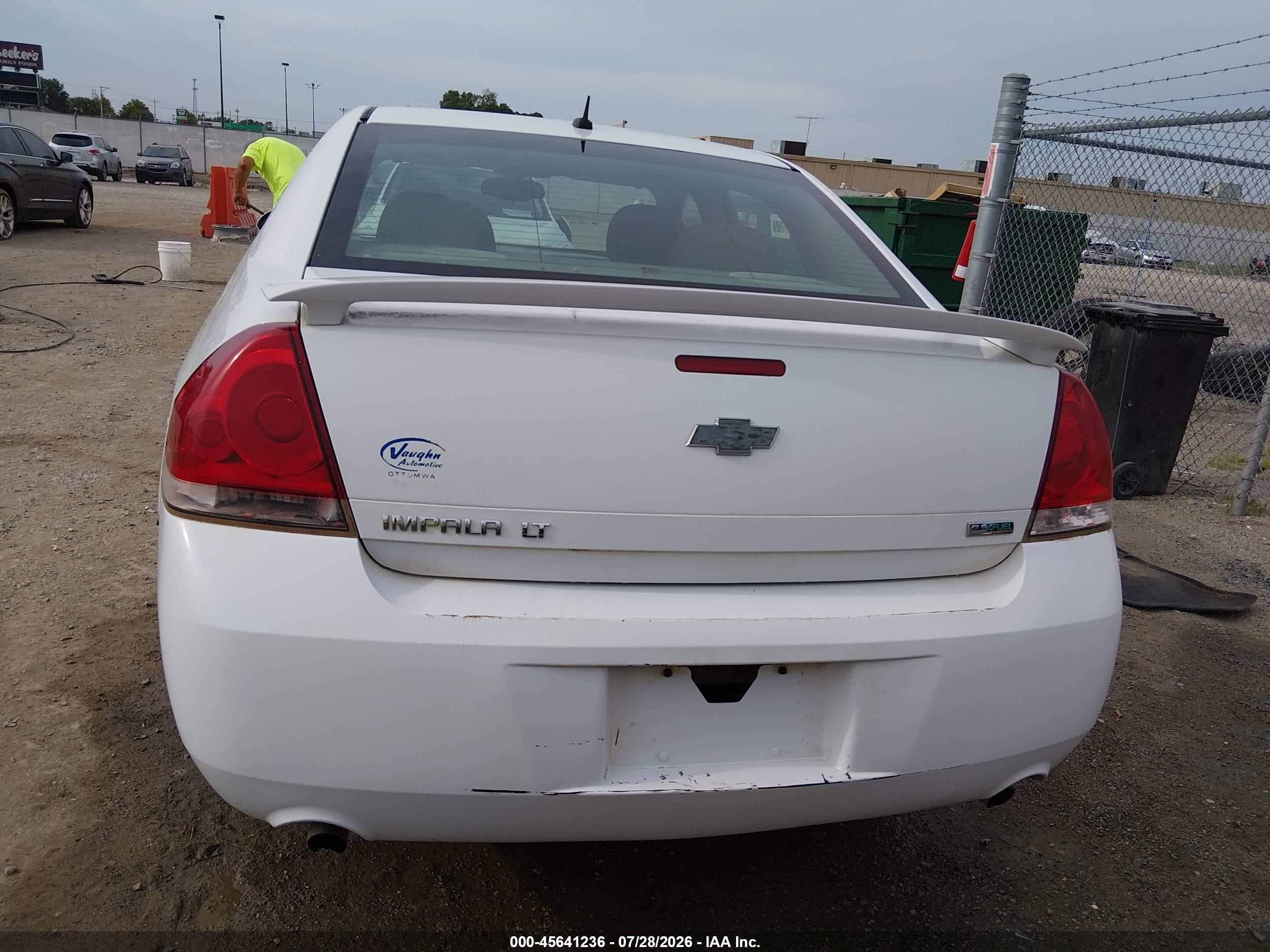 2013 Chevrolet Impala Lt Белый vin: 2G1WB5E35D1170877
