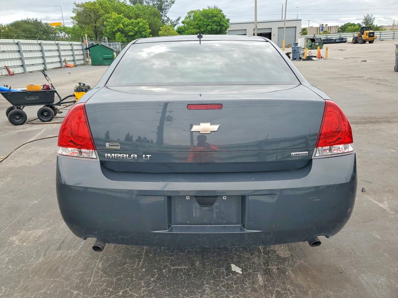 2016 Chevrolet Impala Limited Lt Серый vin: 2G1WB5E35G1137429
