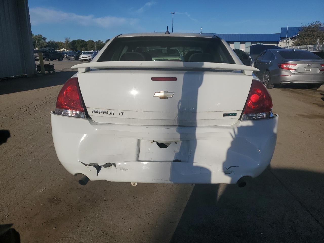 2012 Chevrolet Impala Lt White vin: 2G1WB5E36C1111075