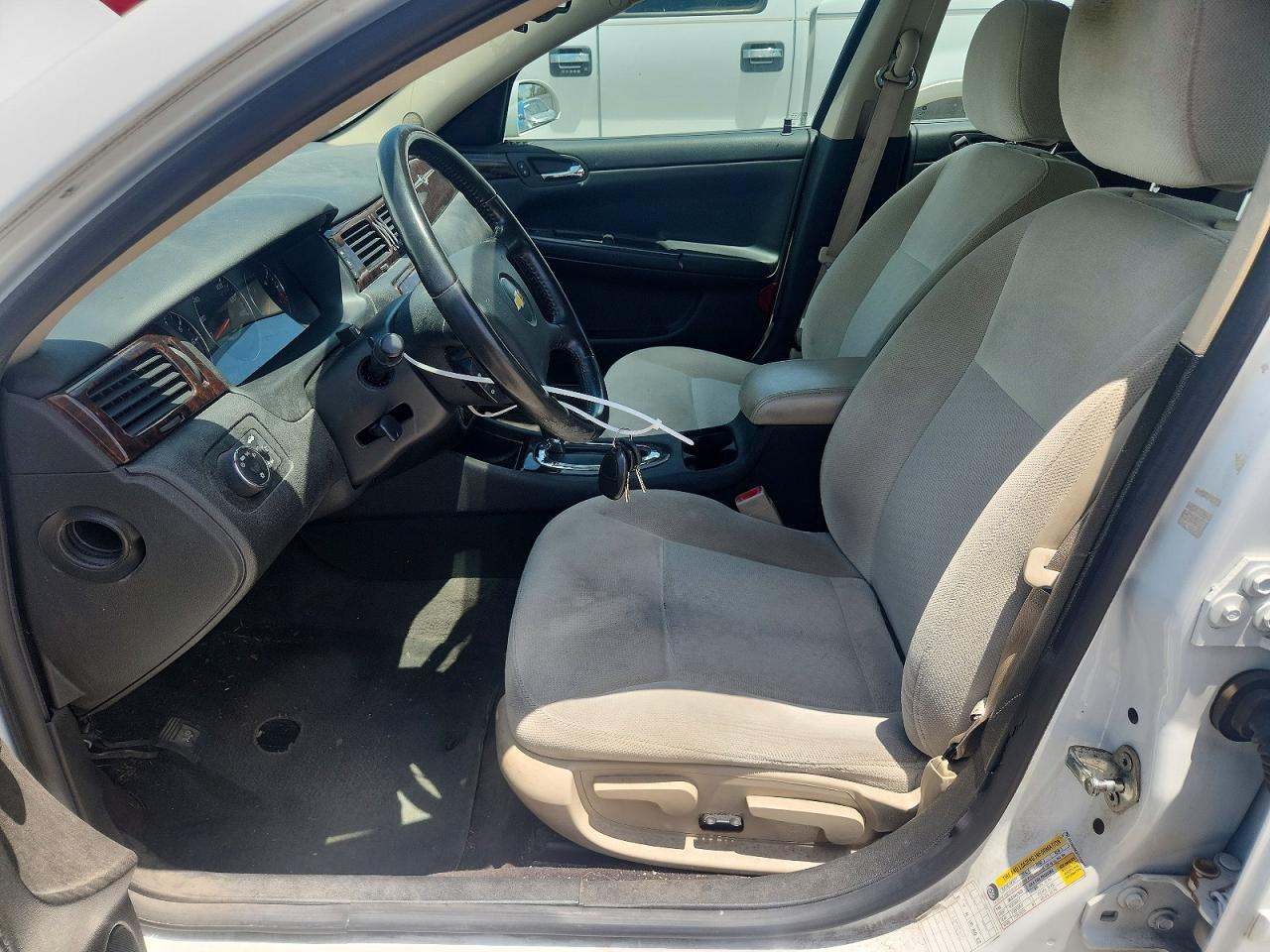 2014 Chevrolet Impala Limited Lt White vin: 2G1WB5E37E1169182