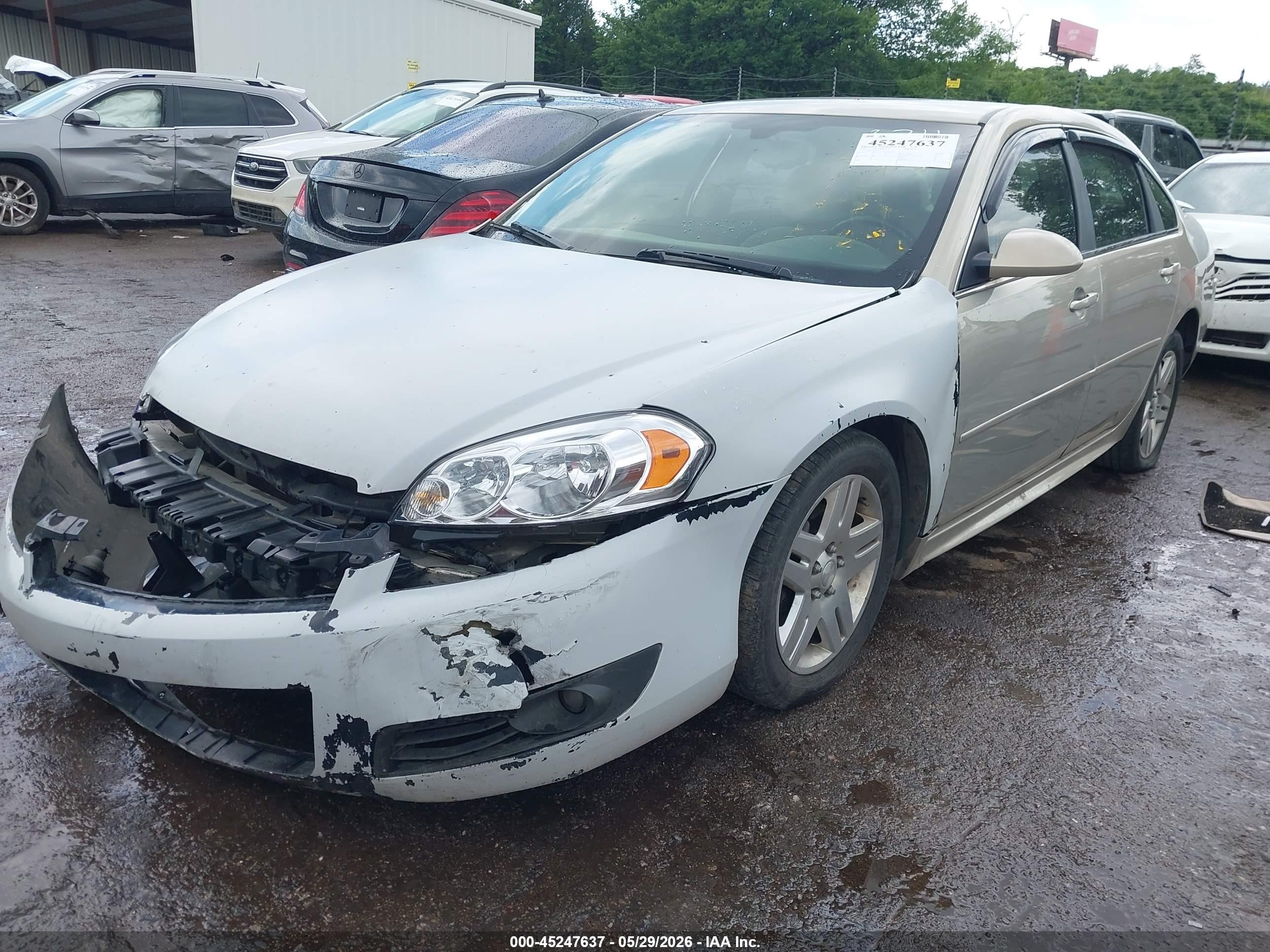 2012 Chevrolet Impala Lt White vin: 2G1WB5E38C1203711
