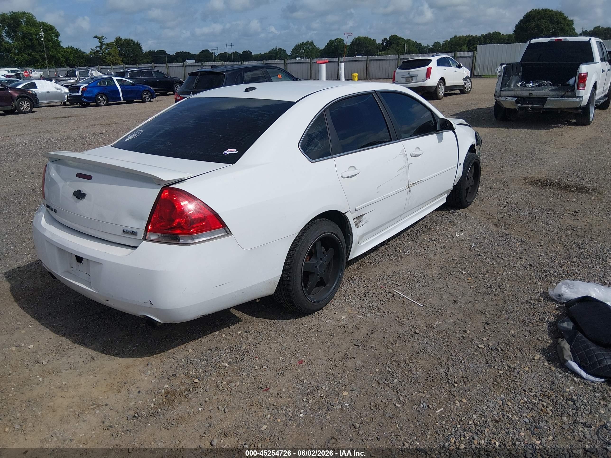 2013 Chevrolet Impala Lt White vin: 2G1WB5E38D1143818
