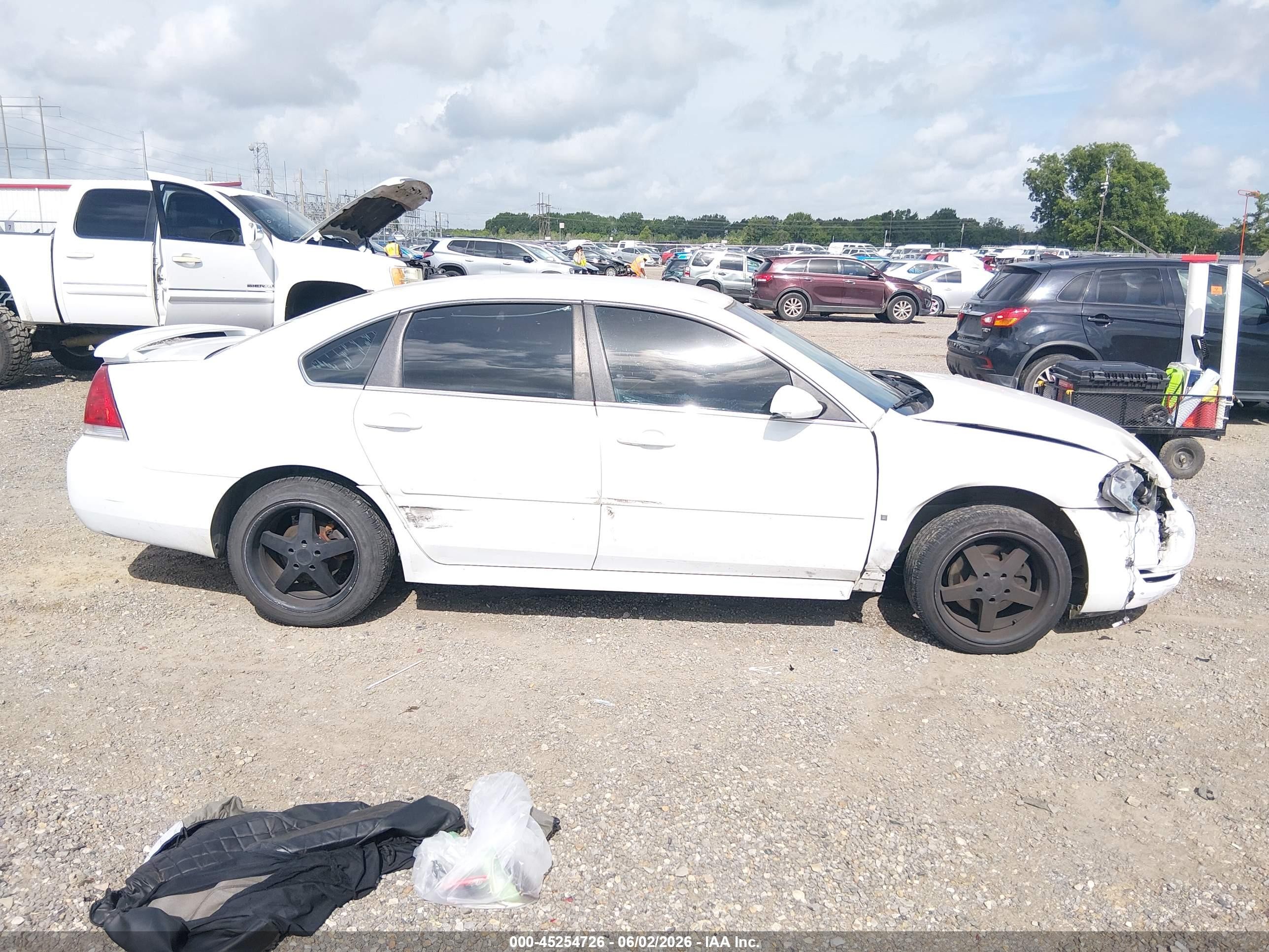 2013 Chevrolet Impala Lt White vin: 2G1WB5E38D1143818