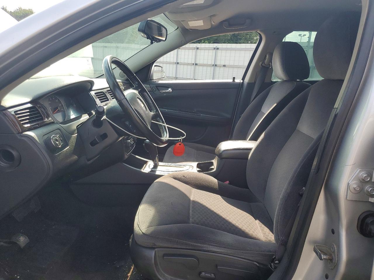 2013 Chevrolet Impala Lt Серебряный vin: 2G1WB5E38D1251582
