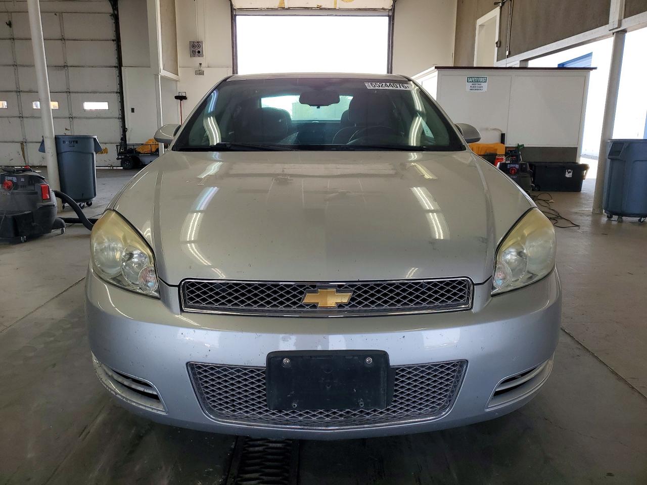 2013 Chevrolet Impala Lt Серебряный vin: 2G1WB5E39D1143455