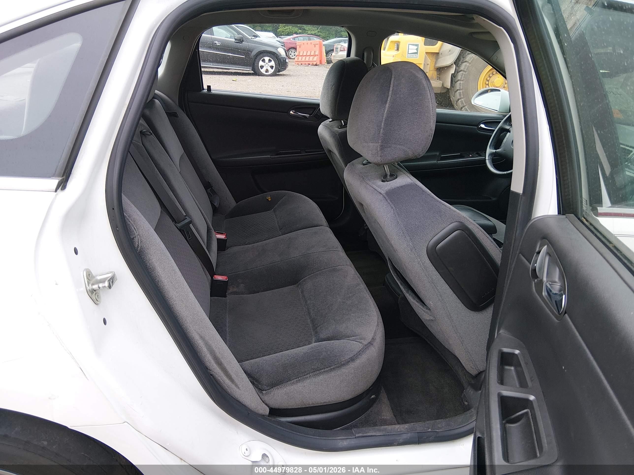 2014 Chevrolet Impala Limited Lt Белый vin: 2G1WB5E39E1102552