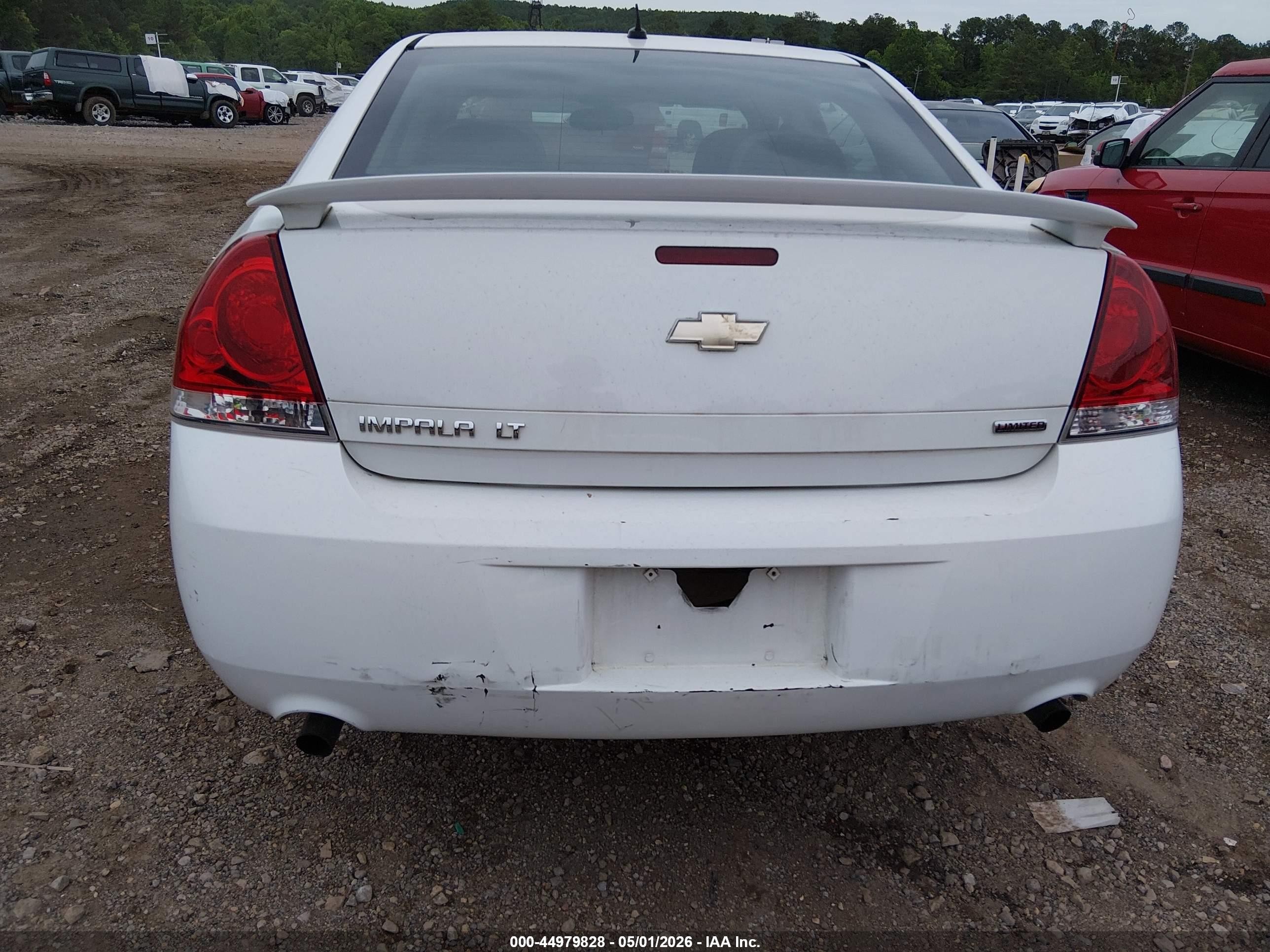 2014 Chevrolet Impala Limited Lt Белый vin: 2G1WB5E39E1102552