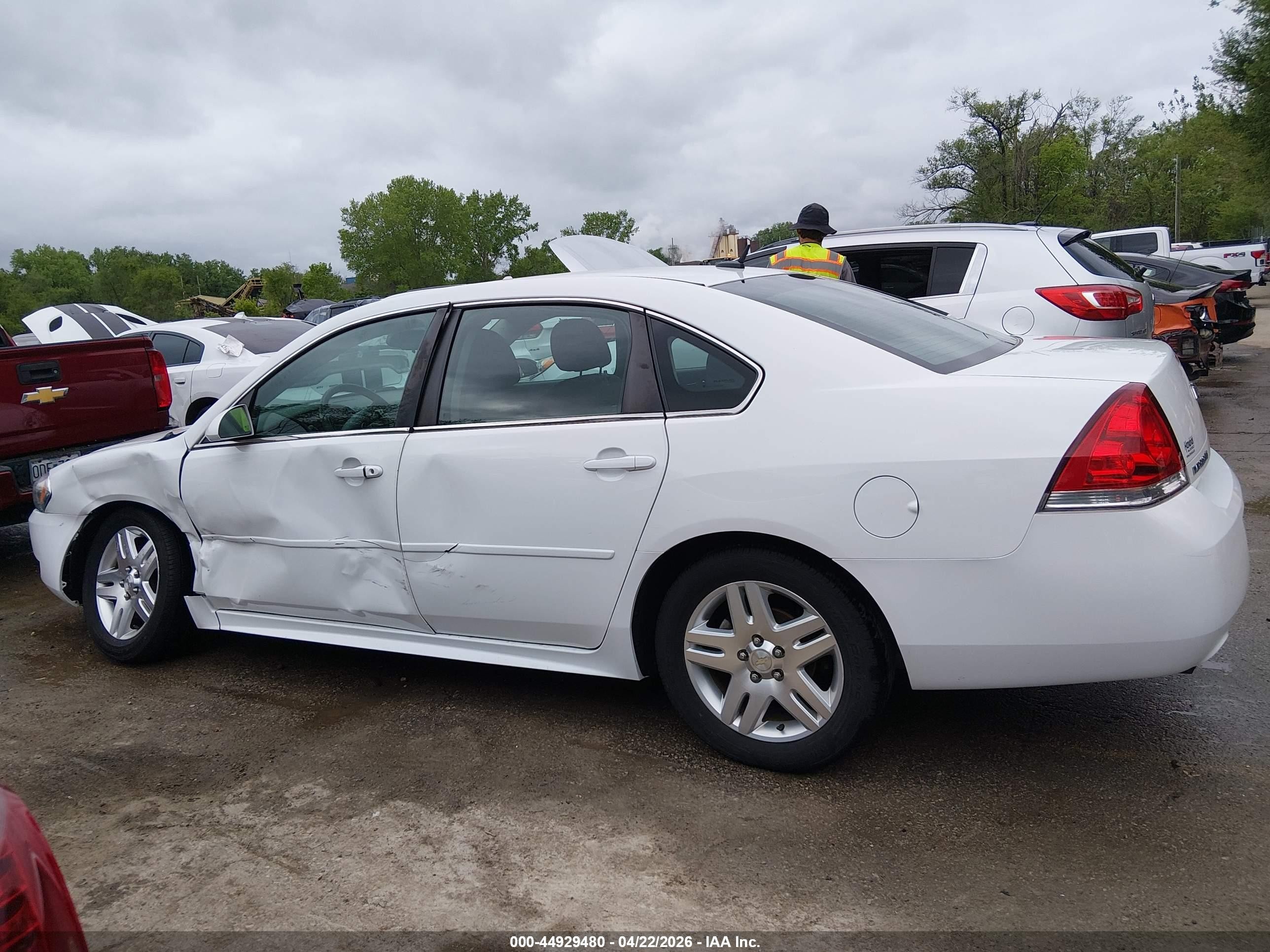 2015 Chevrolet Impala Limited Lt White vin: 2G1WB5E39F1168942
