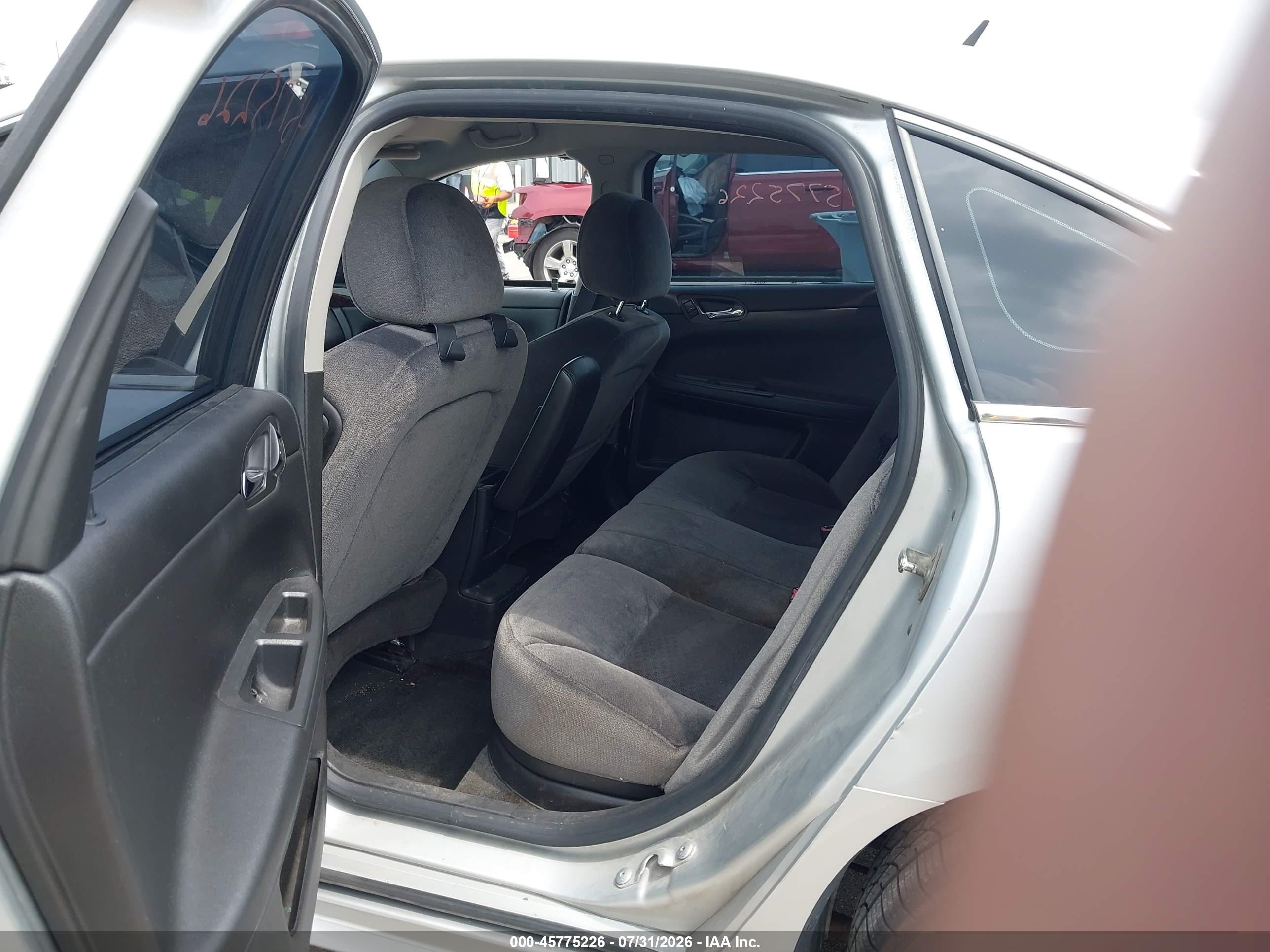 2012 Chevrolet Impala Lt Silver vin: 2G1WB5E3XC1130339