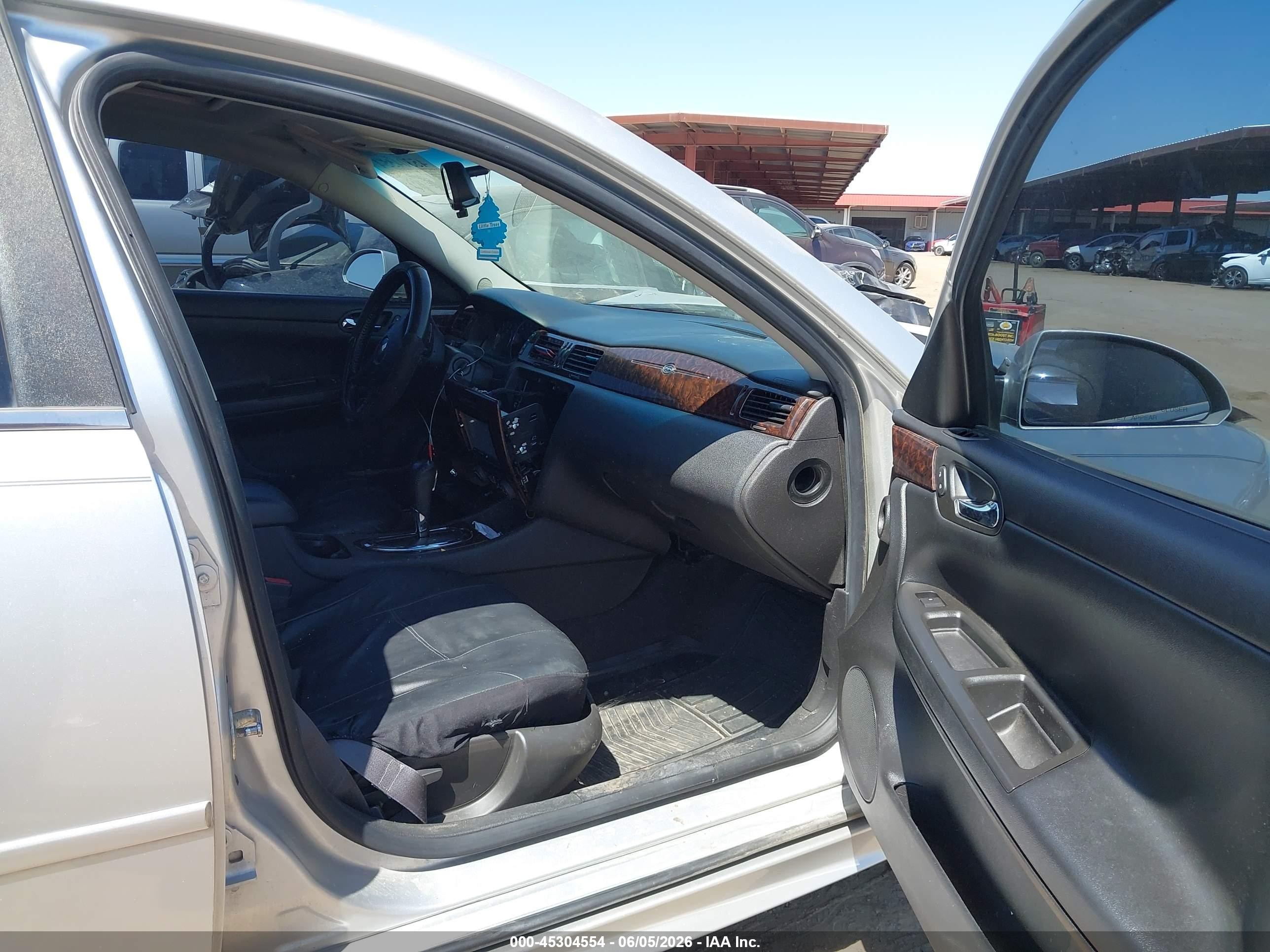 2014 Chevrolet Impala Limited Lt Silver vin: 2G1WB5E3XE1158550