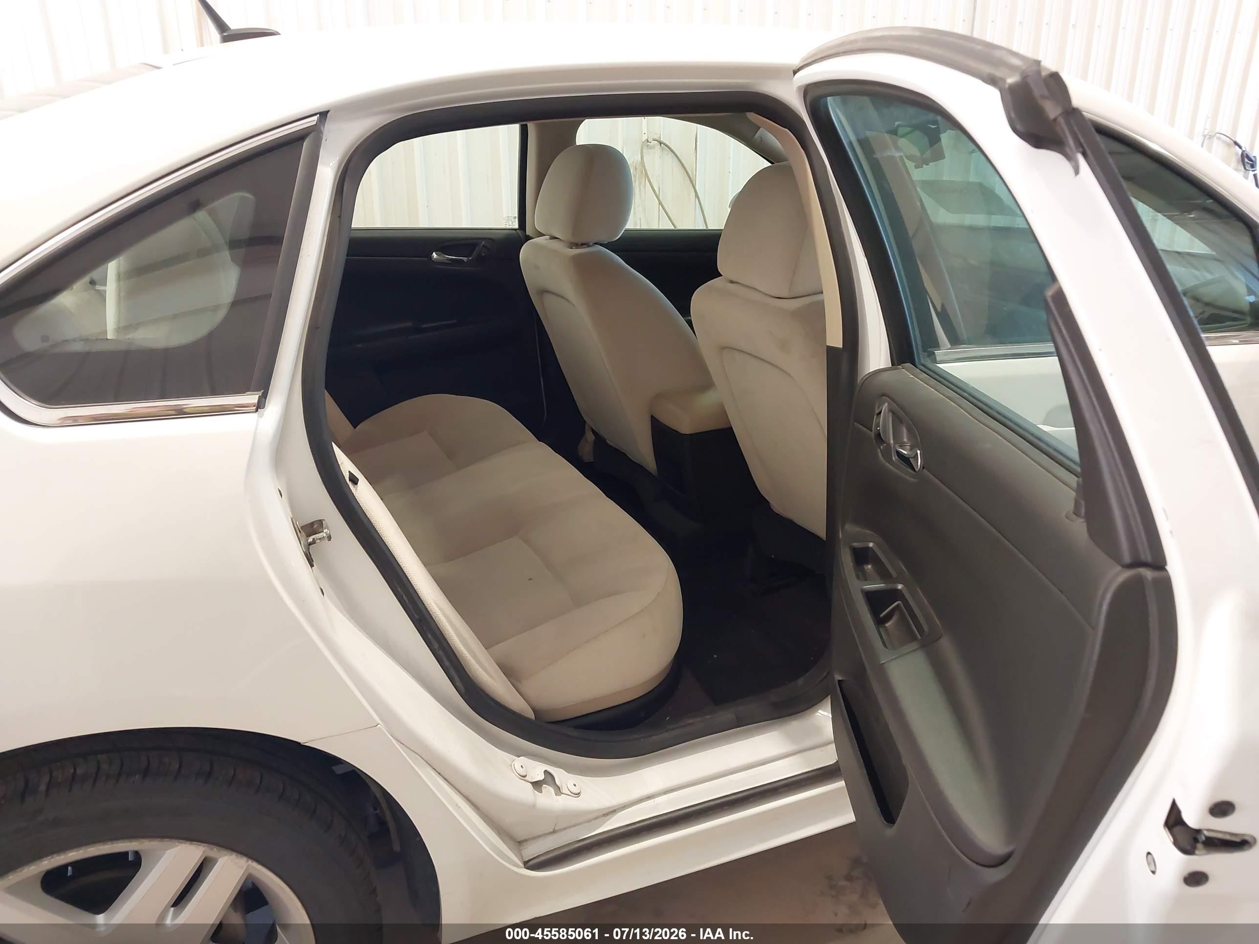 2015 Chevrolet Impala Limited Lt Белый vin: 2G1WB5E3XF1163023