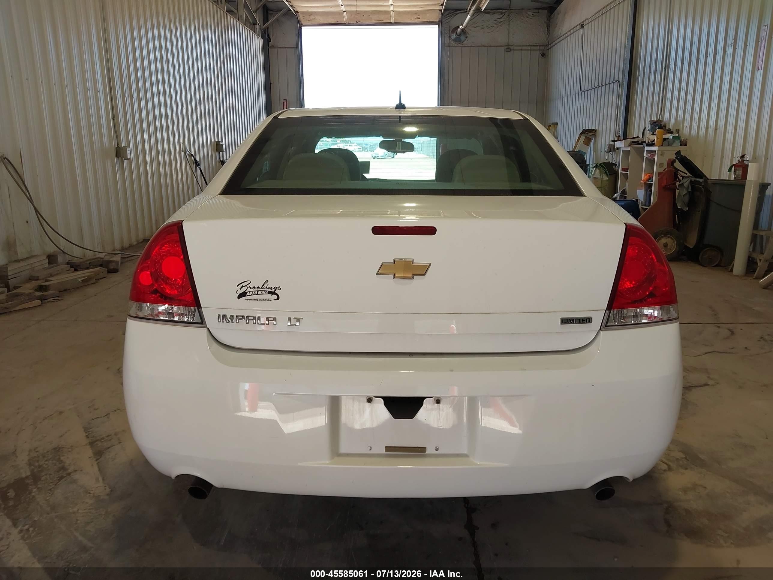 2015 Chevrolet Impala Limited Lt Белый vin: 2G1WB5E3XF1163023