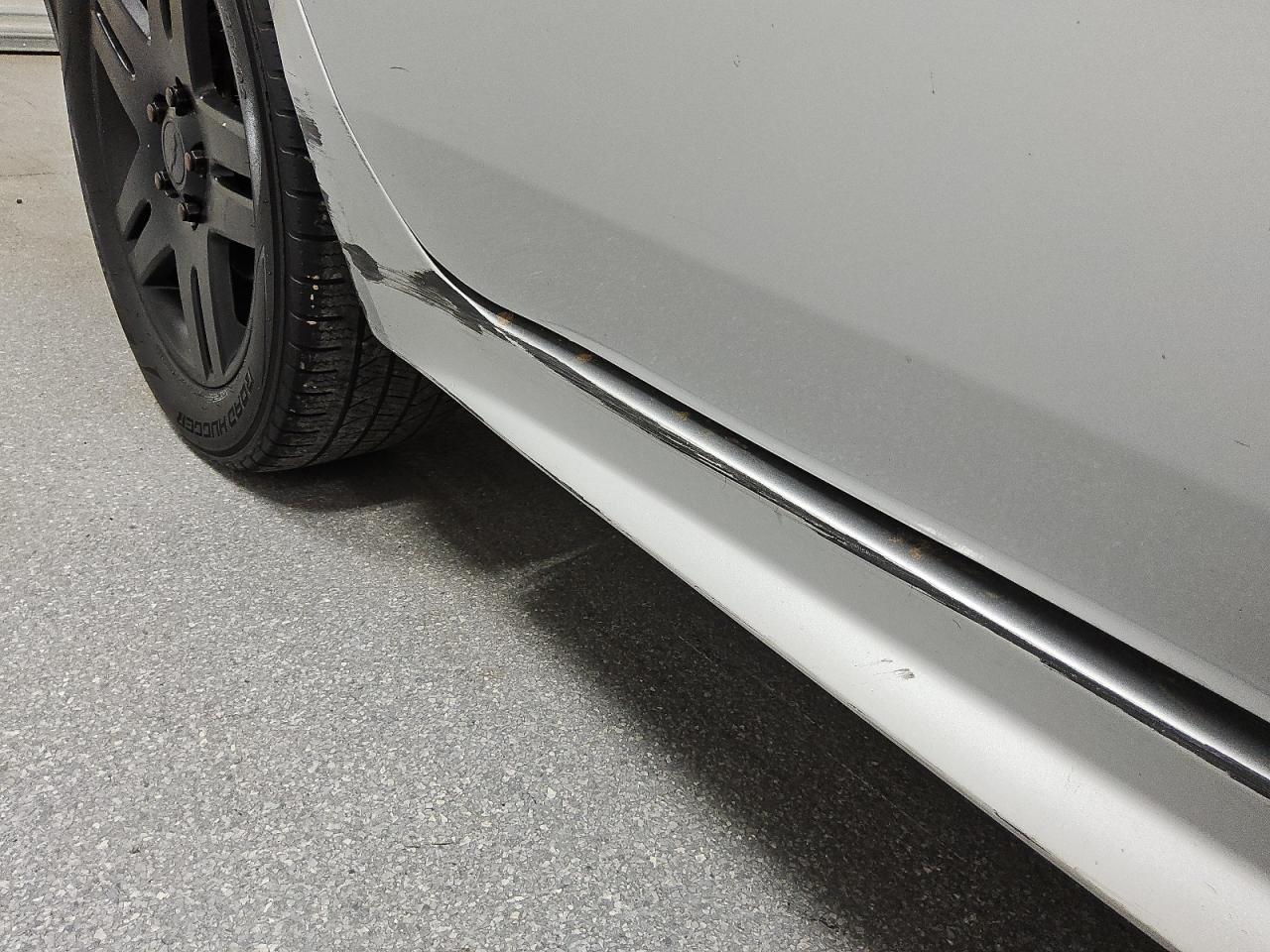 2011 Chevrolet Impala Lt Silver vin: 2G1WB5EK0B1326280 Damage: Right Rocker Panel, Dent(S) W/ Paint Dmg, > 12 Inches
