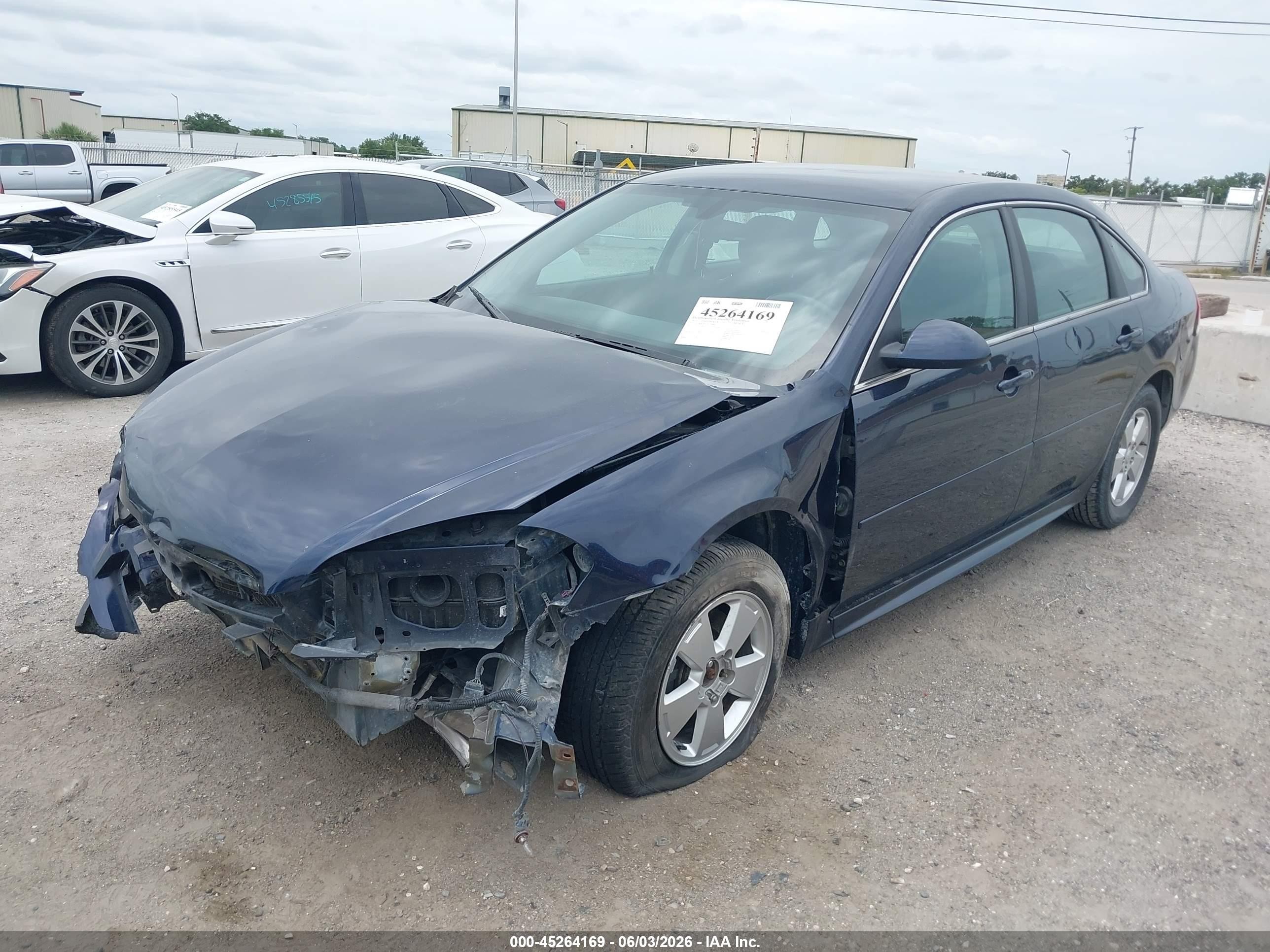 2010 Chevrolet Impala Lt Blue vin: 2G1WB5EK1A1199084