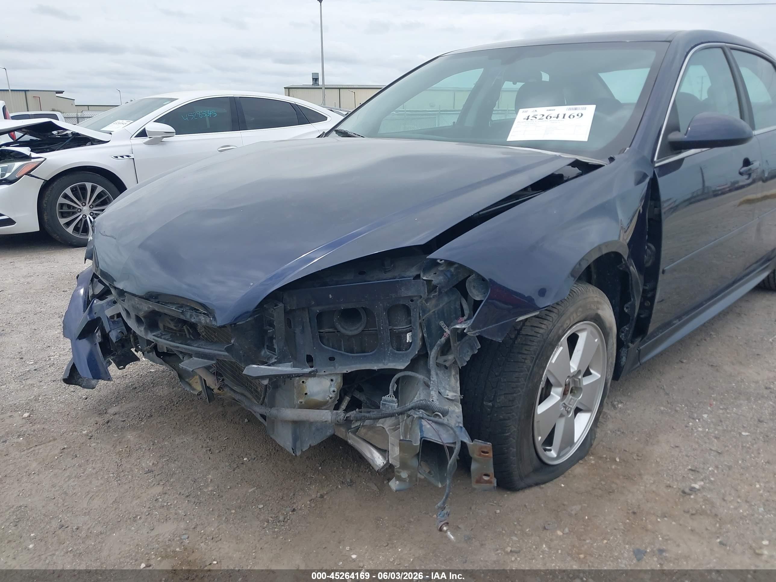2010 Chevrolet Impala Lt Blue vin: 2G1WB5EK1A1199084