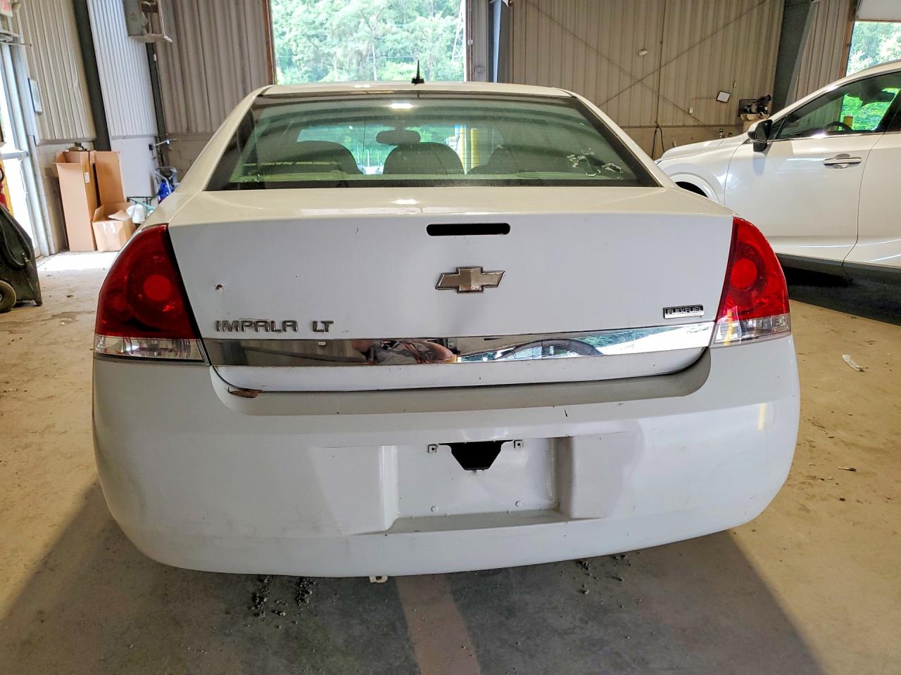 2011 Chevrolet Impala Lt White vin: 2G1WB5EK1B1103939