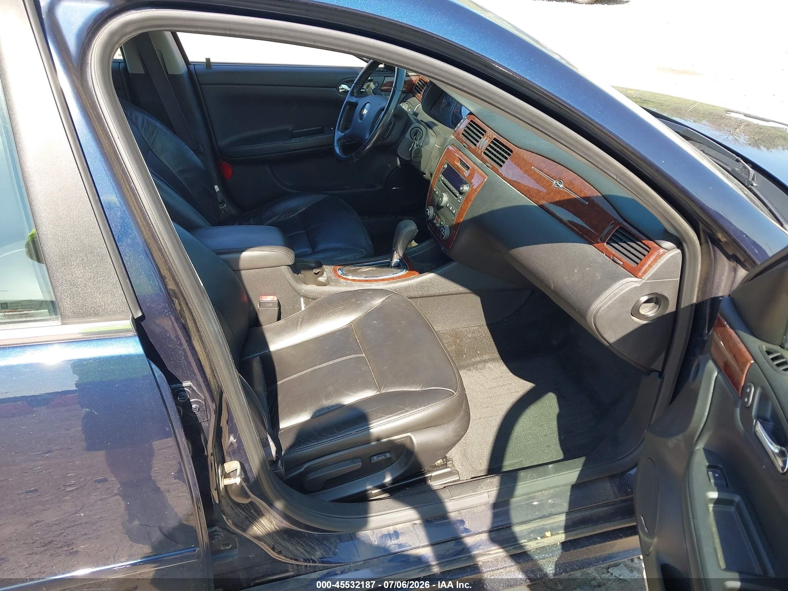 2011 Chevrolet Impala Lt Blue vin: 2G1WB5EK2B1215939