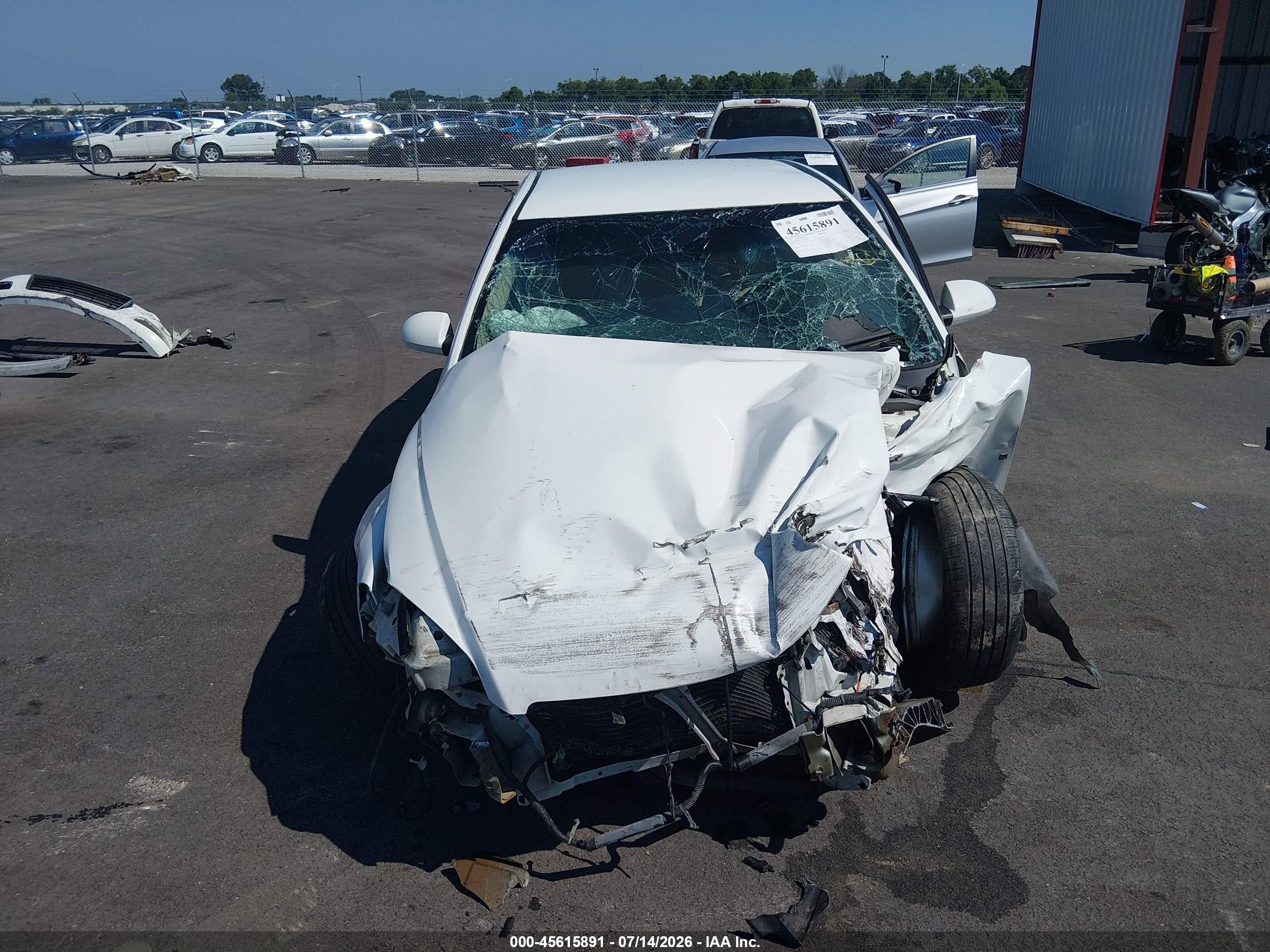 2010 Chevrolet Impala Lt White vin: 2G1WB5EK3A1131790
