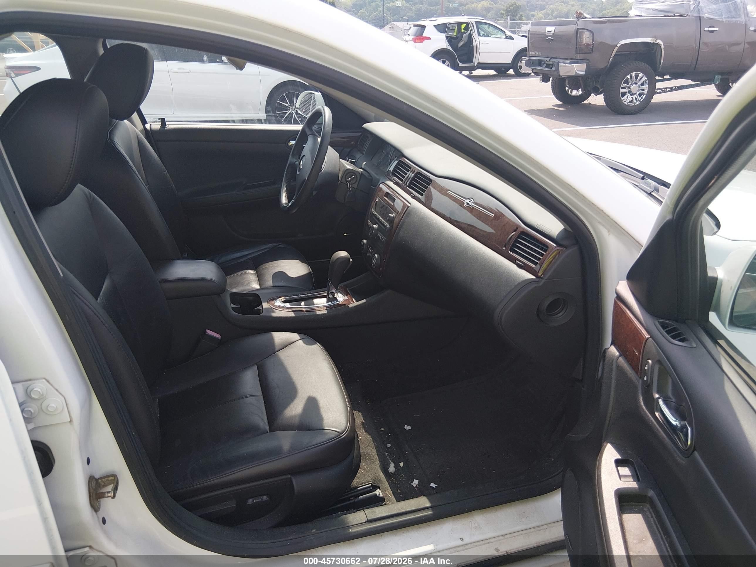 2010 Chevrolet Impala Lt White vin: 2G1WB5EK3A1203765