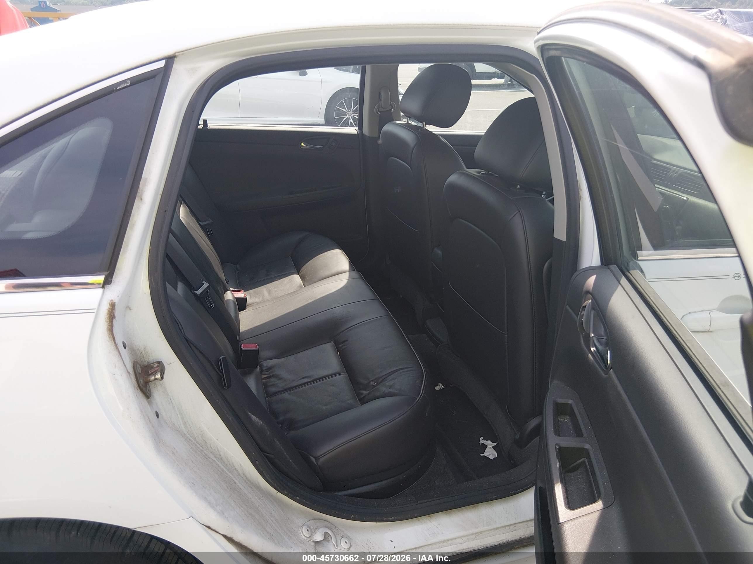 2010 Chevrolet Impala Lt White vin: 2G1WB5EK3A1203765