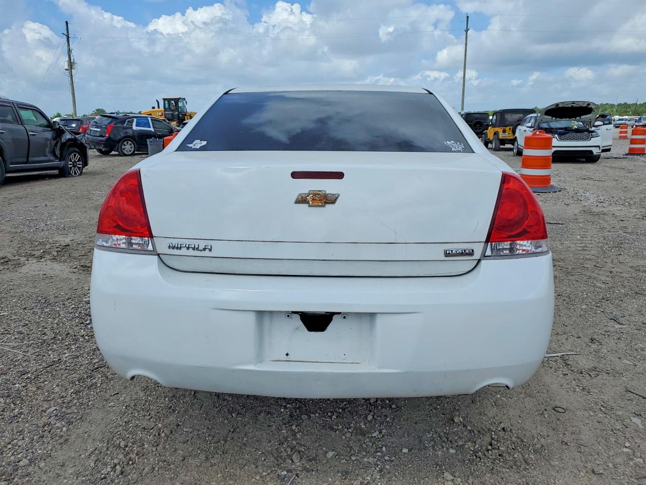 2010 Chevrolet Impala Lt White vin: 2G1WB5EK3A1220548