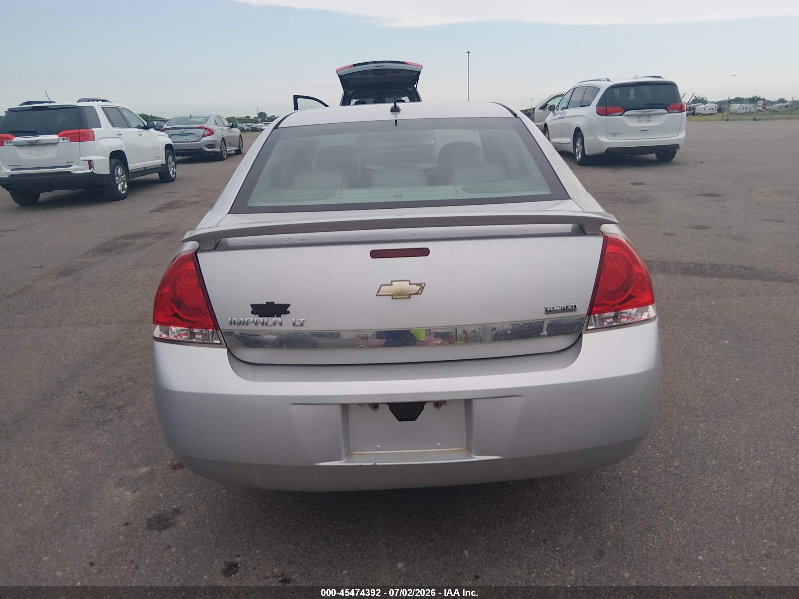 2010 Chevrolet Impala Lt Серебряный vin: 2G1WB5EK3A1226964