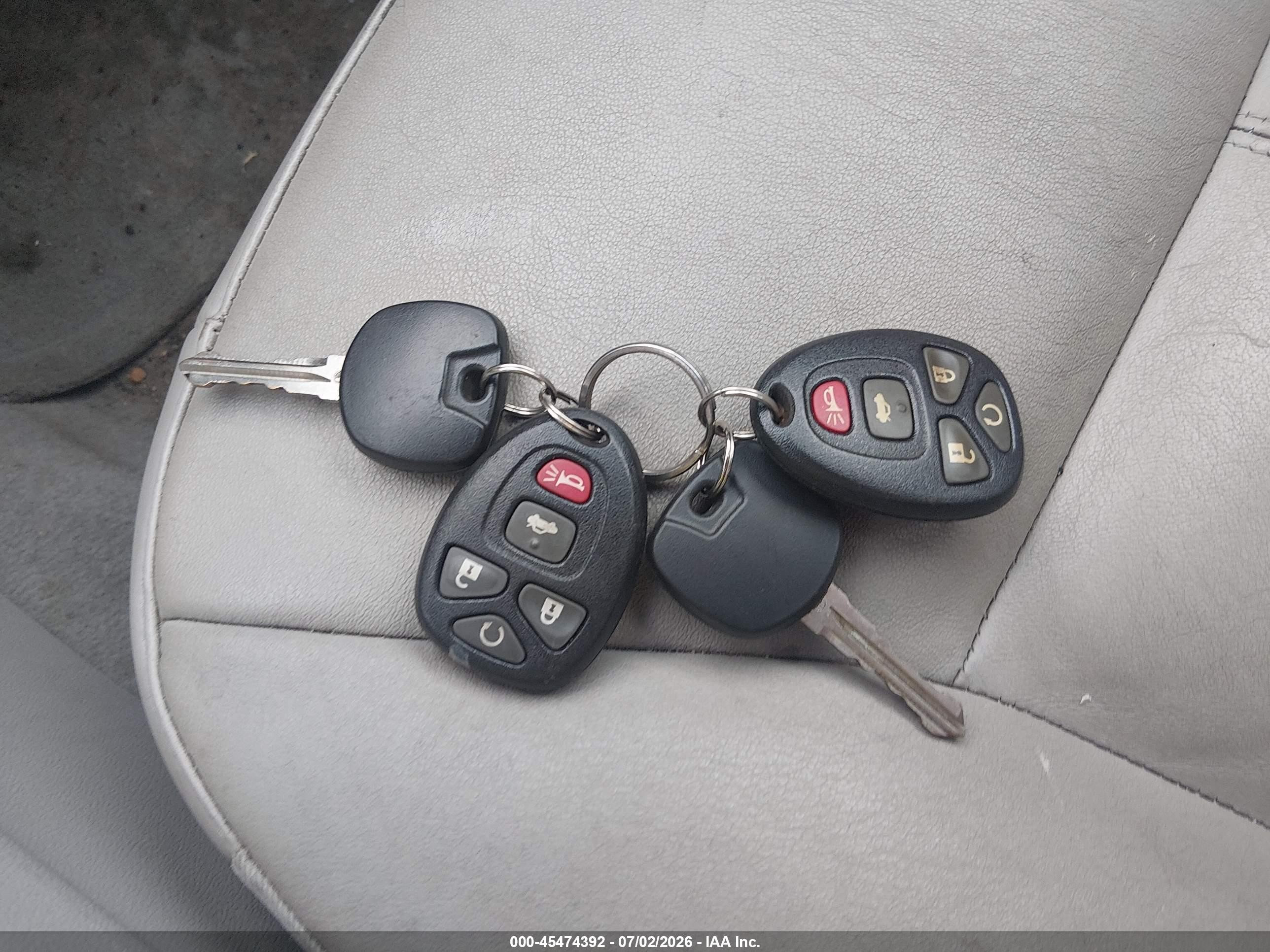 2010 Chevrolet Impala Lt Серебряный vin: 2G1WB5EK3A1226964