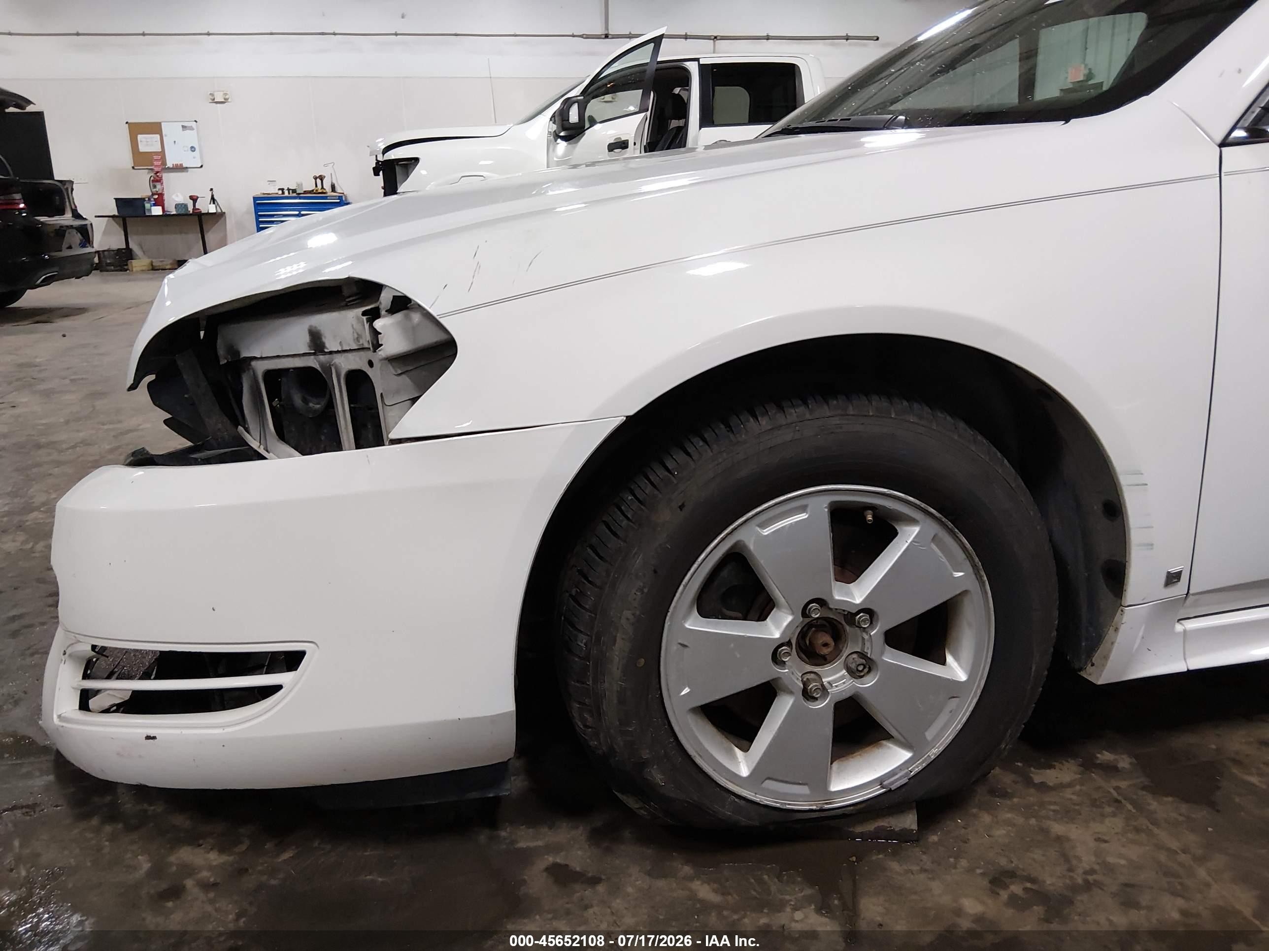 2010 Chevrolet Impala Lt White vin: 2G1WB5EK4A1111113