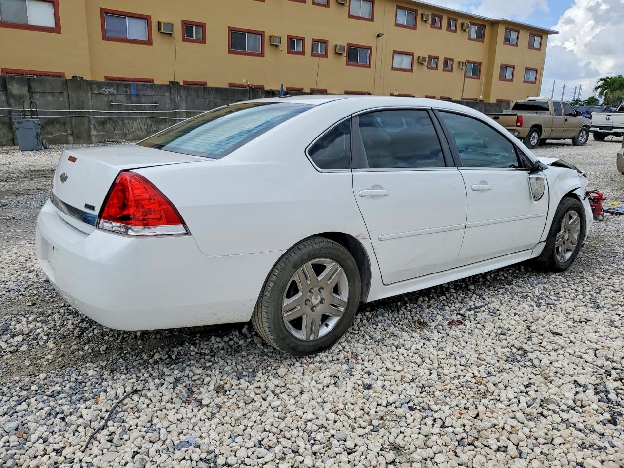 2011 Chevrolet Impala Lt White vin: 2G1WB5EK4B1324922