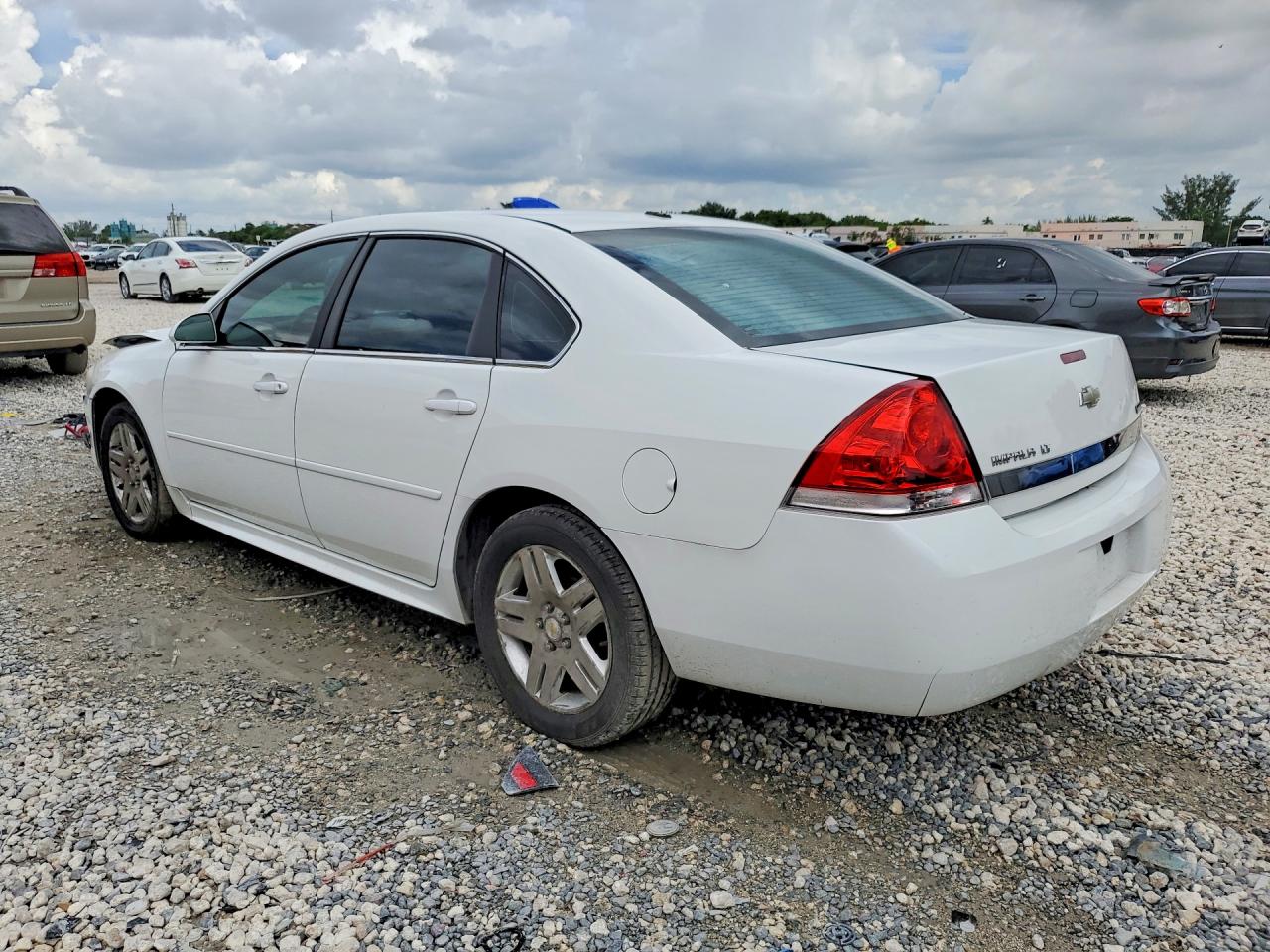 2011 Chevrolet Impala Lt White vin: 2G1WB5EK4B1324922