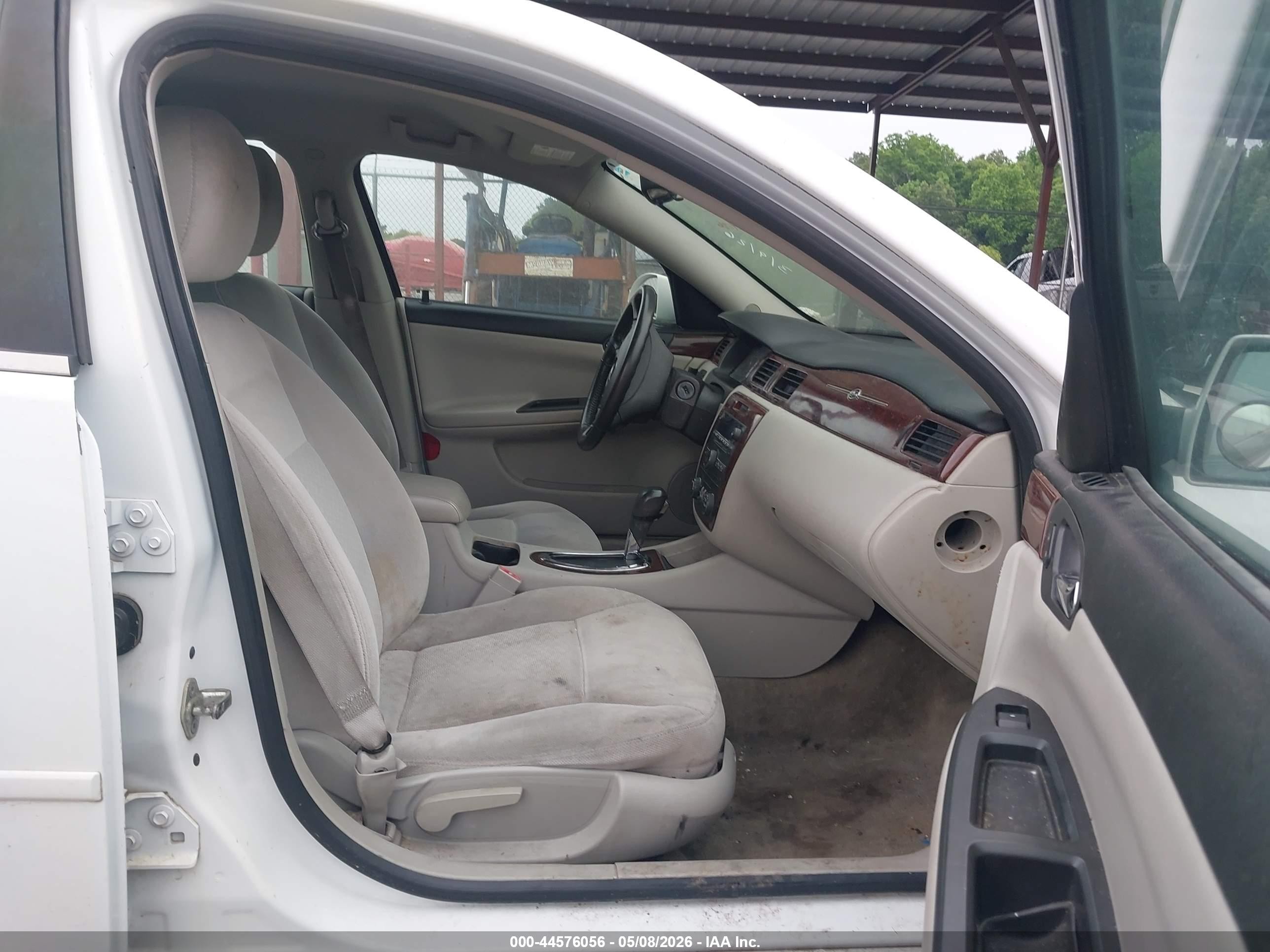 2010 Chevrolet Impala Lt White vin: 2G1WB5EK6A1161396