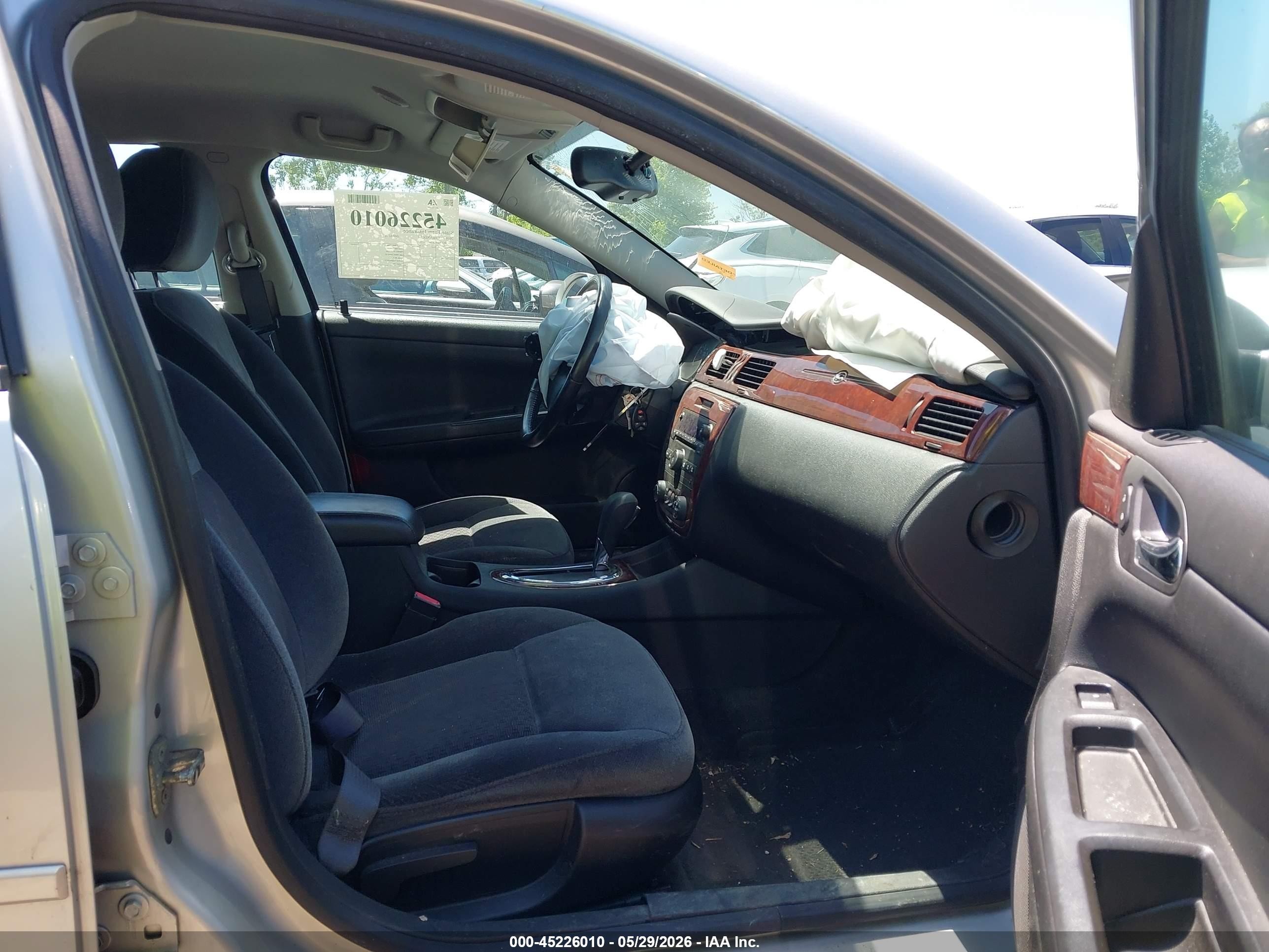 2010 Chevrolet Impala Lt Silver vin: 2G1WB5EK7A1138385