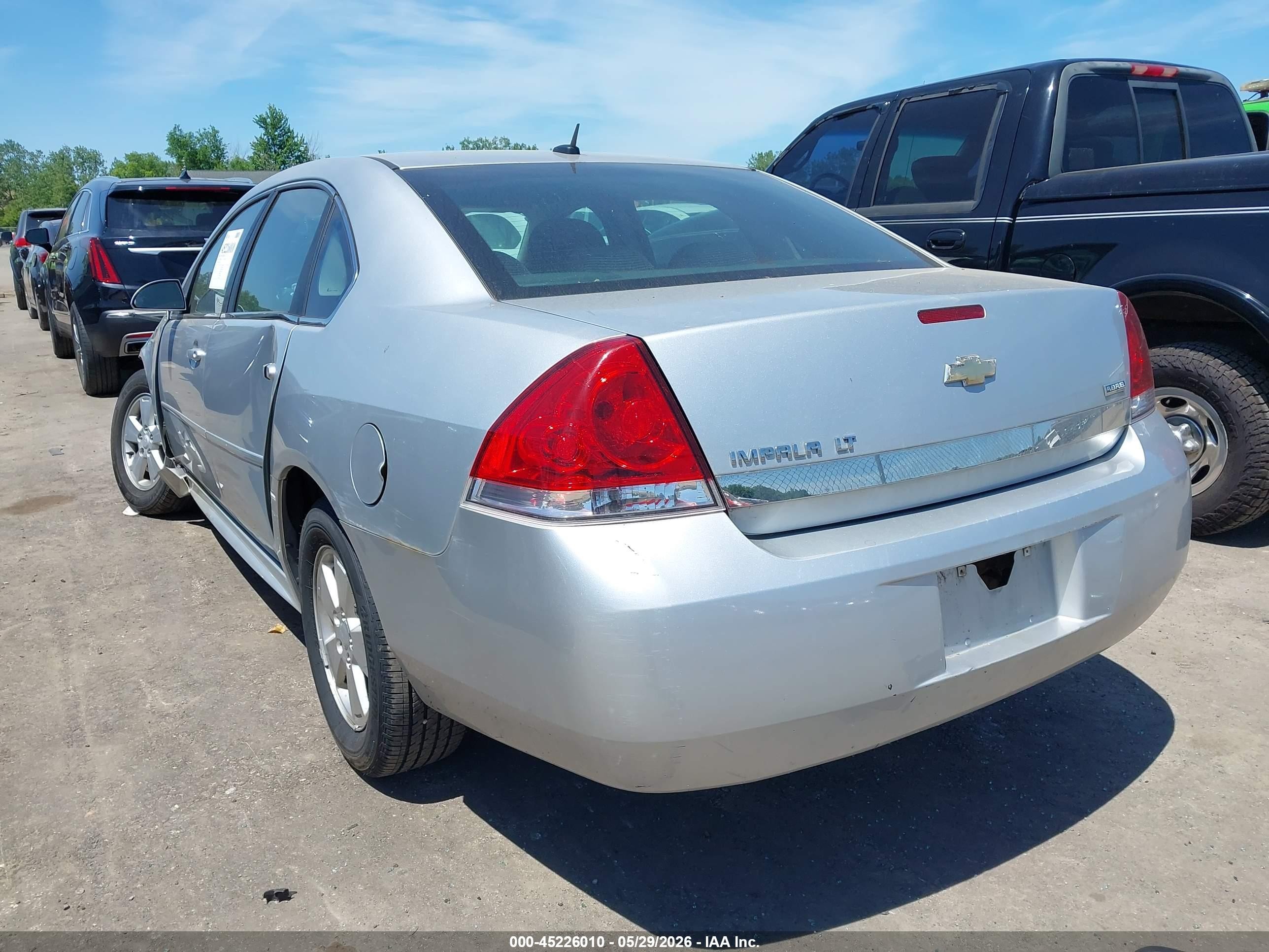 2010 Chevrolet Impala Lt Silver vin: 2G1WB5EK7A1138385